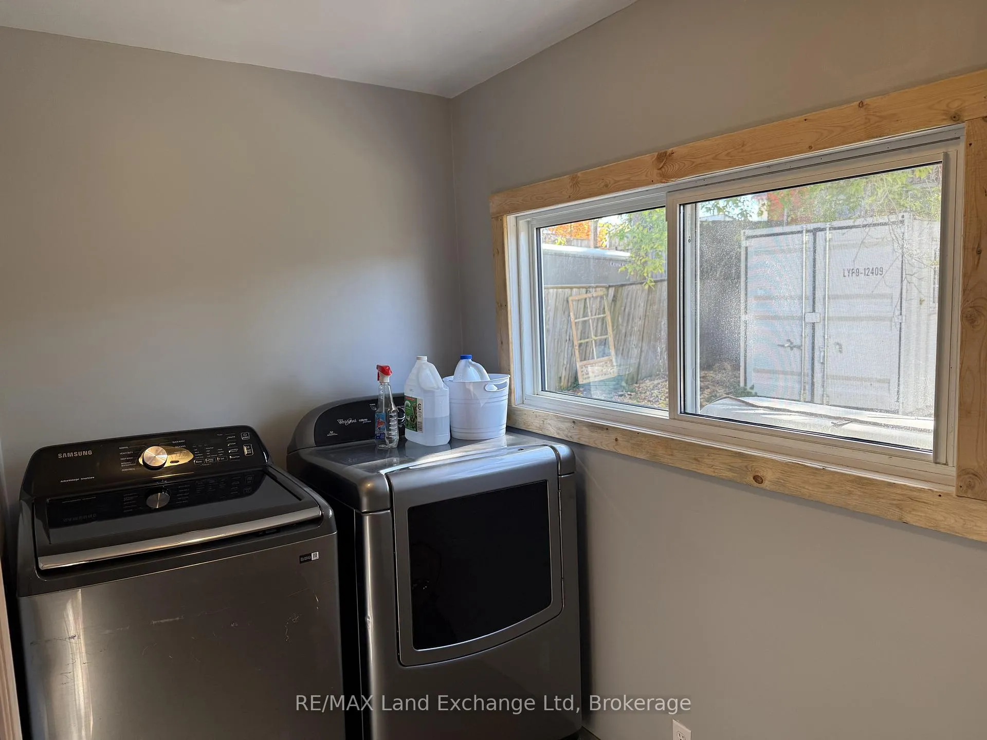 Photo 10 of 26 Patrick Street W, North Huron, Wingham — HOMEH