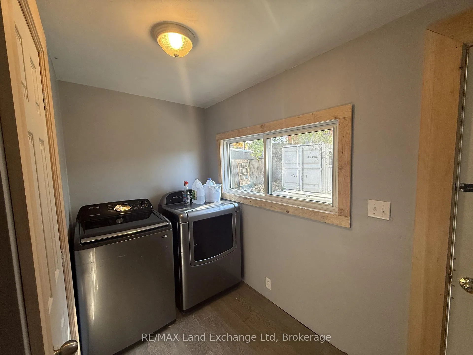 Photo 11 of 26 Patrick Street W, North Huron, Wingham — HOMEH