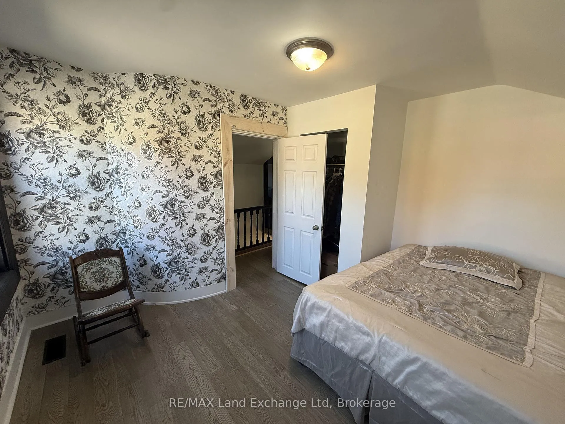 Photo 14 of 26 Patrick Street W, North Huron, Wingham — HOMEH