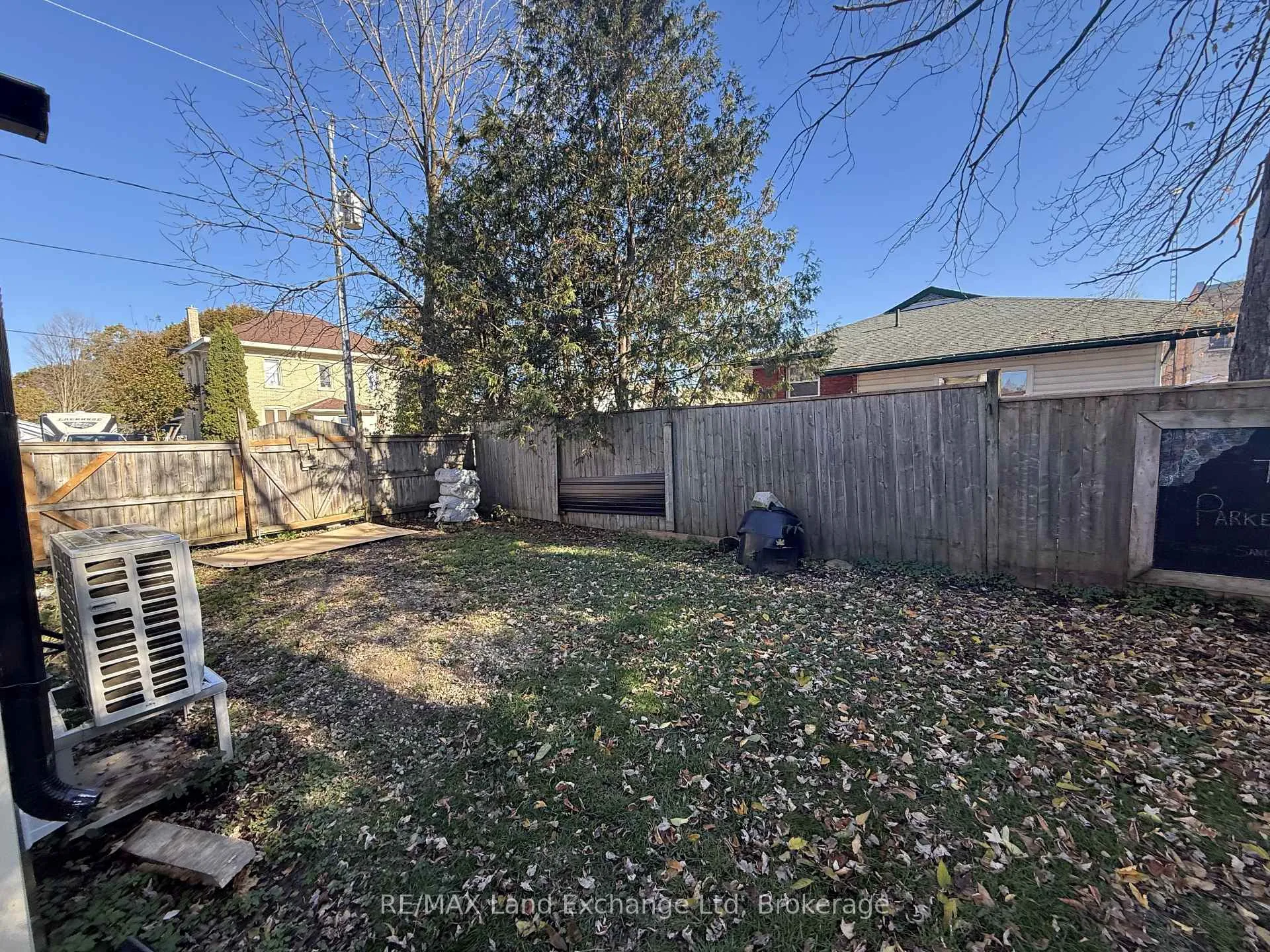 Photo 22 of 26 Patrick Street W, North Huron, Wingham — HOMEH