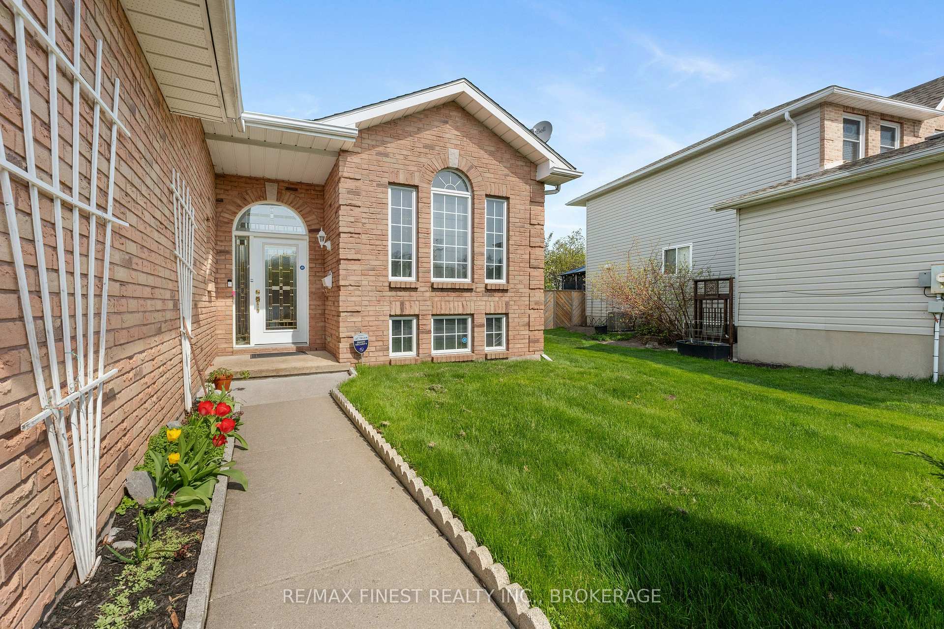 Photo 3 of 616 Roosevelt Drive, Kingston, City Southwest — HOMEH