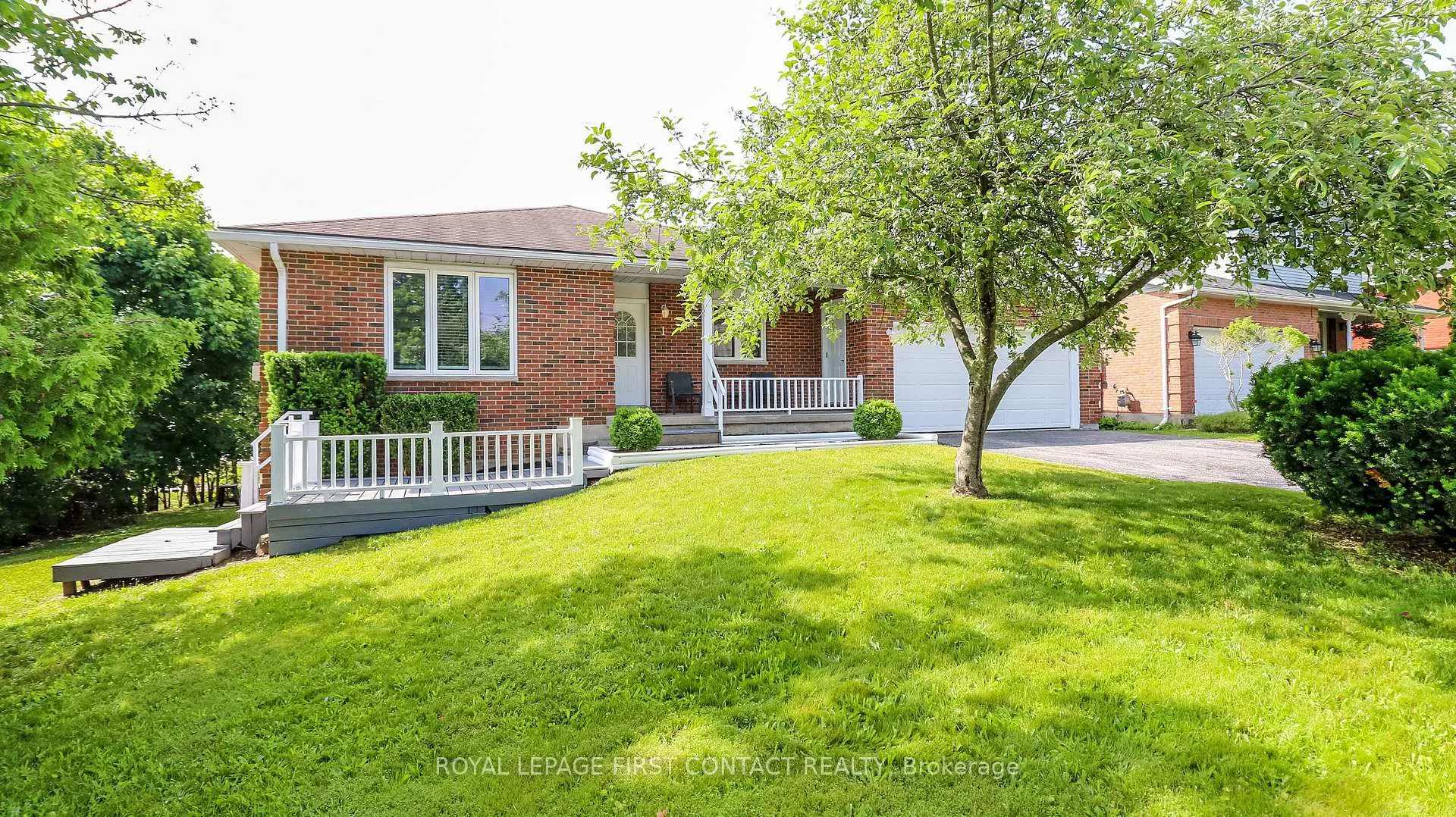 Front of 1 Mariposa Drive