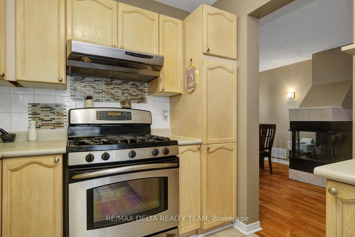 Photo 16 of 1590 Cedar Mills Road, Ottawa, Chateauneuf — HOMEH