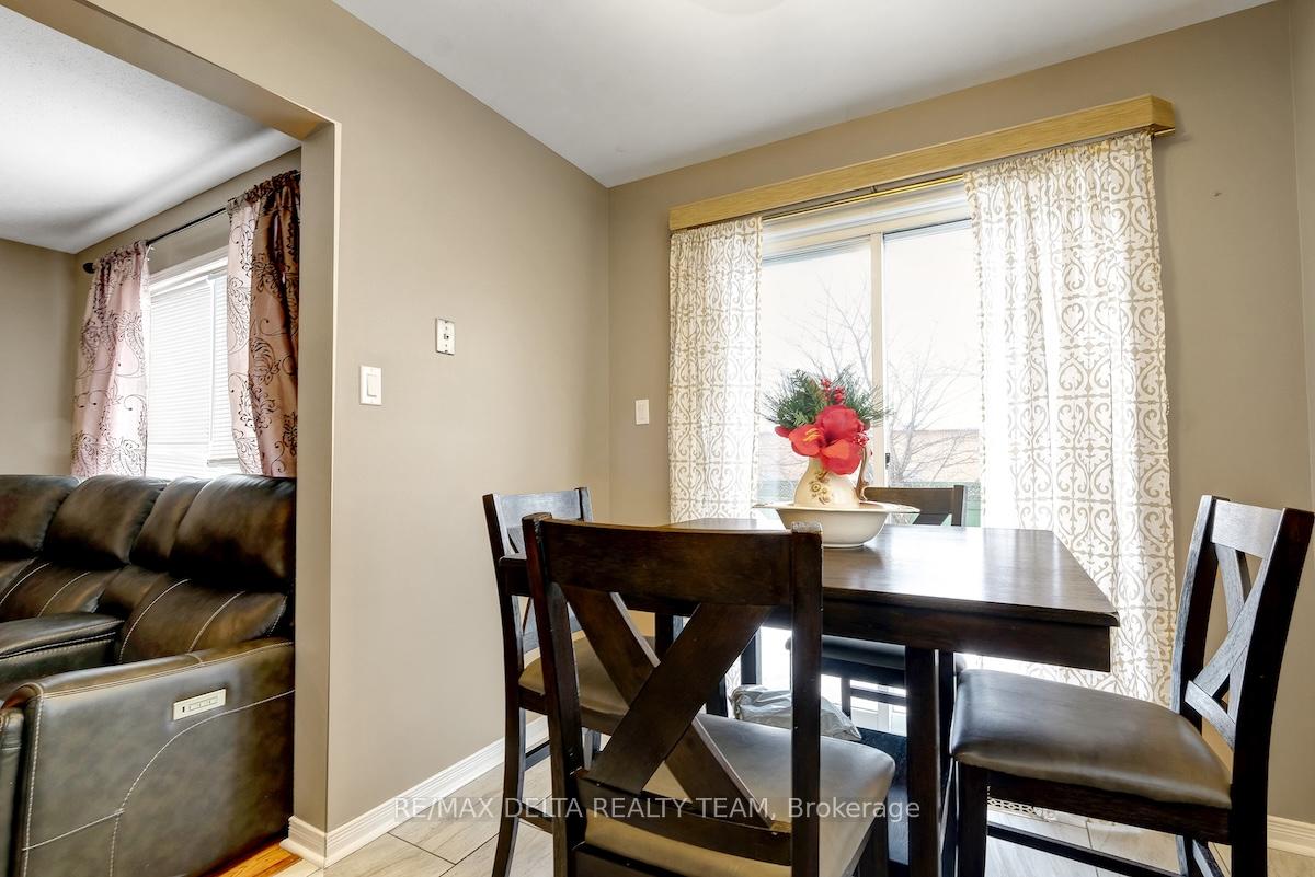Photo 21 of 1590 Cedar Mills Road, Ottawa, Chateauneuf — HOMEH