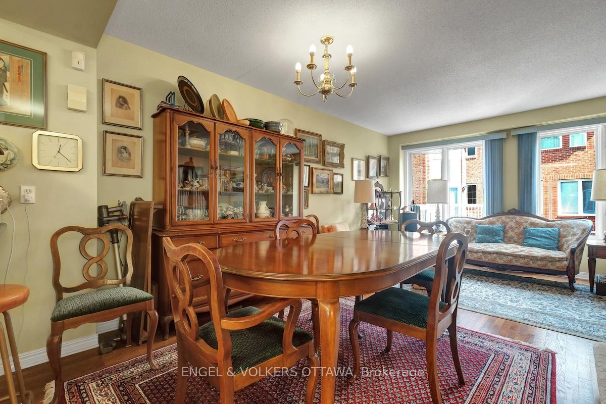 Photo 14 of 6 Stockport Private, Ottawa, Ottawa Centre — HOMEH