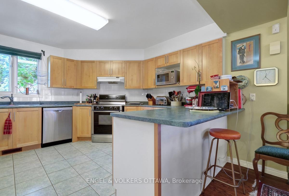 Photo 15 of 6 Stockport Private, Ottawa, Ottawa Centre — HOMEH