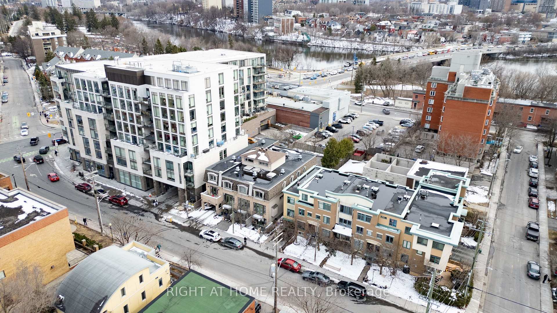 Photo 14 of Unit 1, 396 Mackay Street, Ottawa, Lindenlea — HOMEH