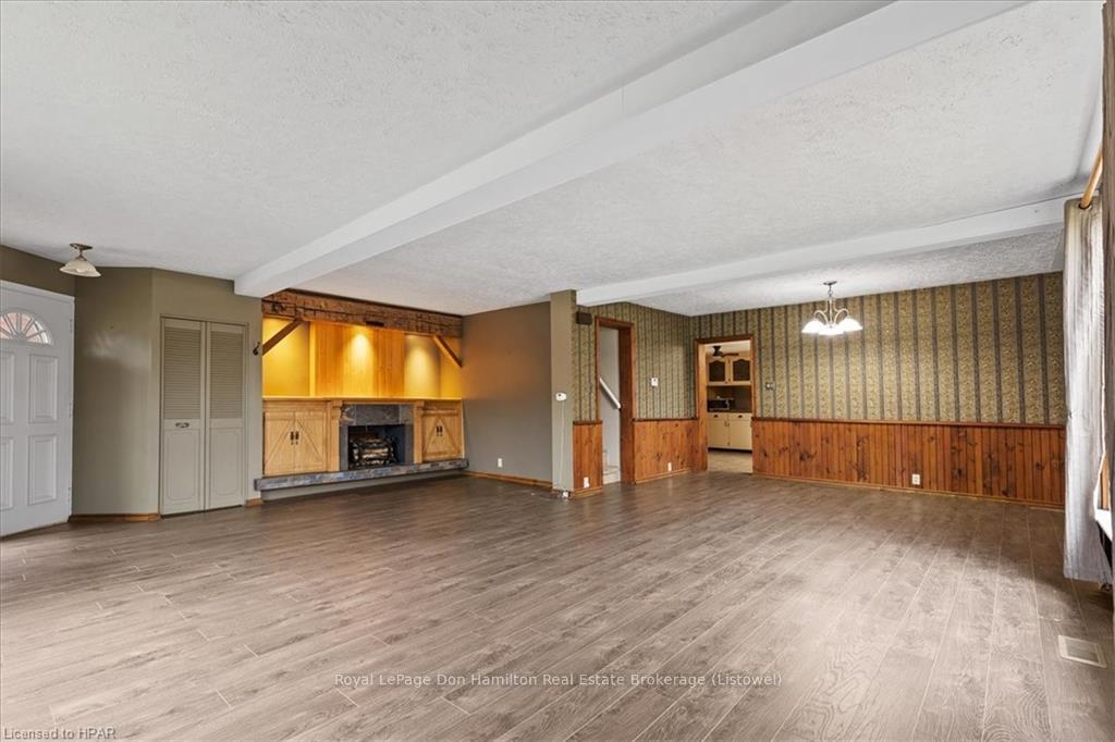 Photo 21 of 129 King Street N, North Perth, Elma — HOMEH