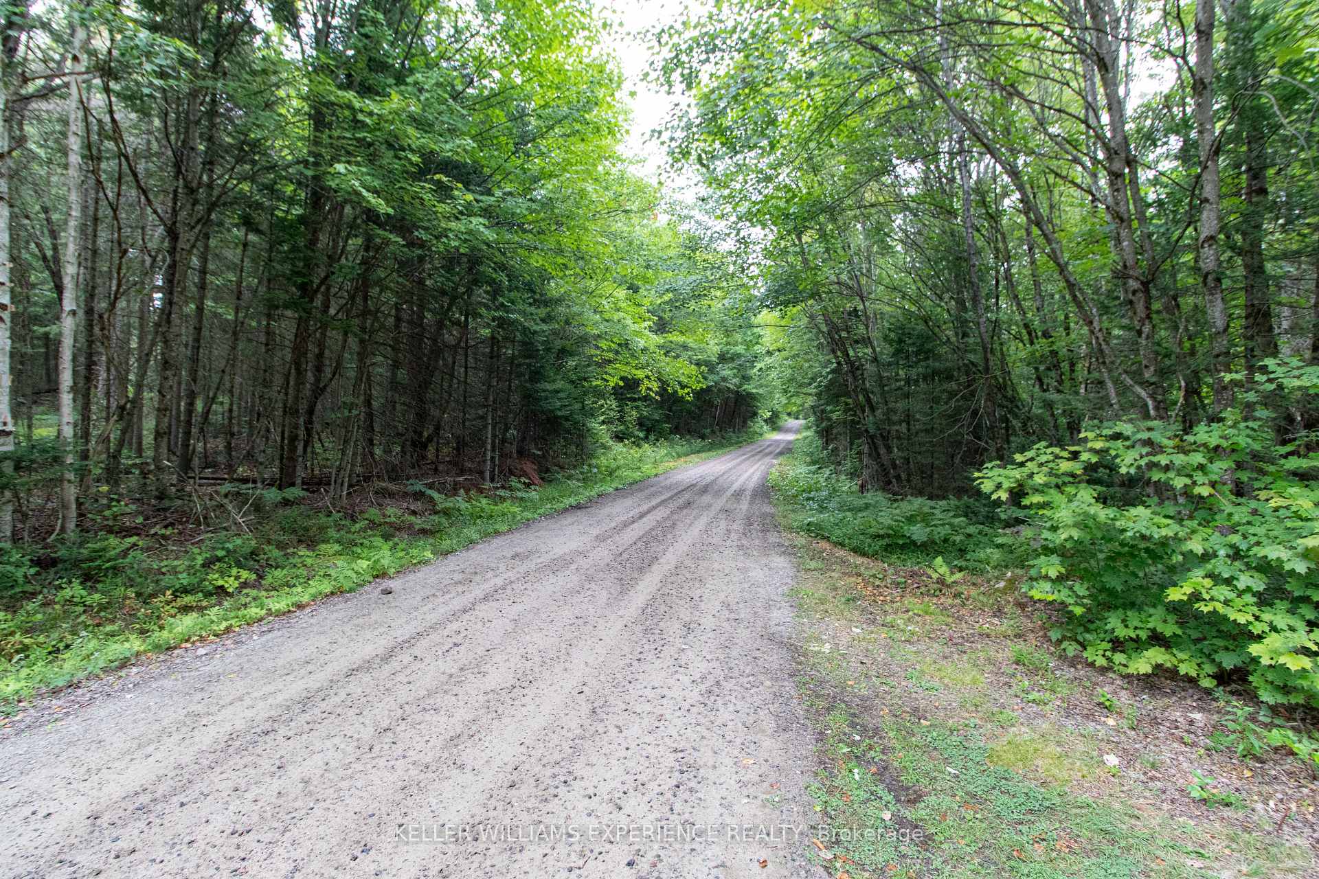 Photo 1 of 1415 Long Lake Road, Perry, Novar — HOMEH