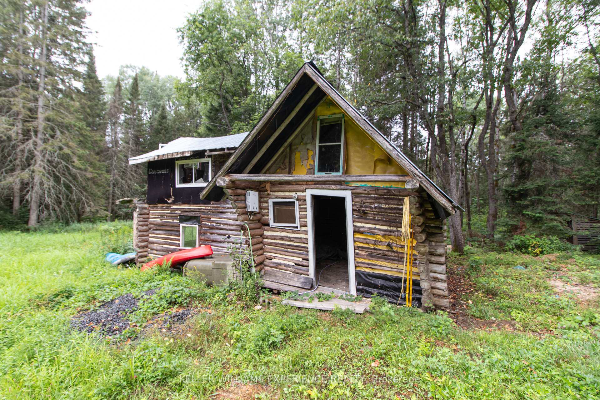 Photo 4 of 1415 Long Lake Road, Perry, Novar — HOMEH