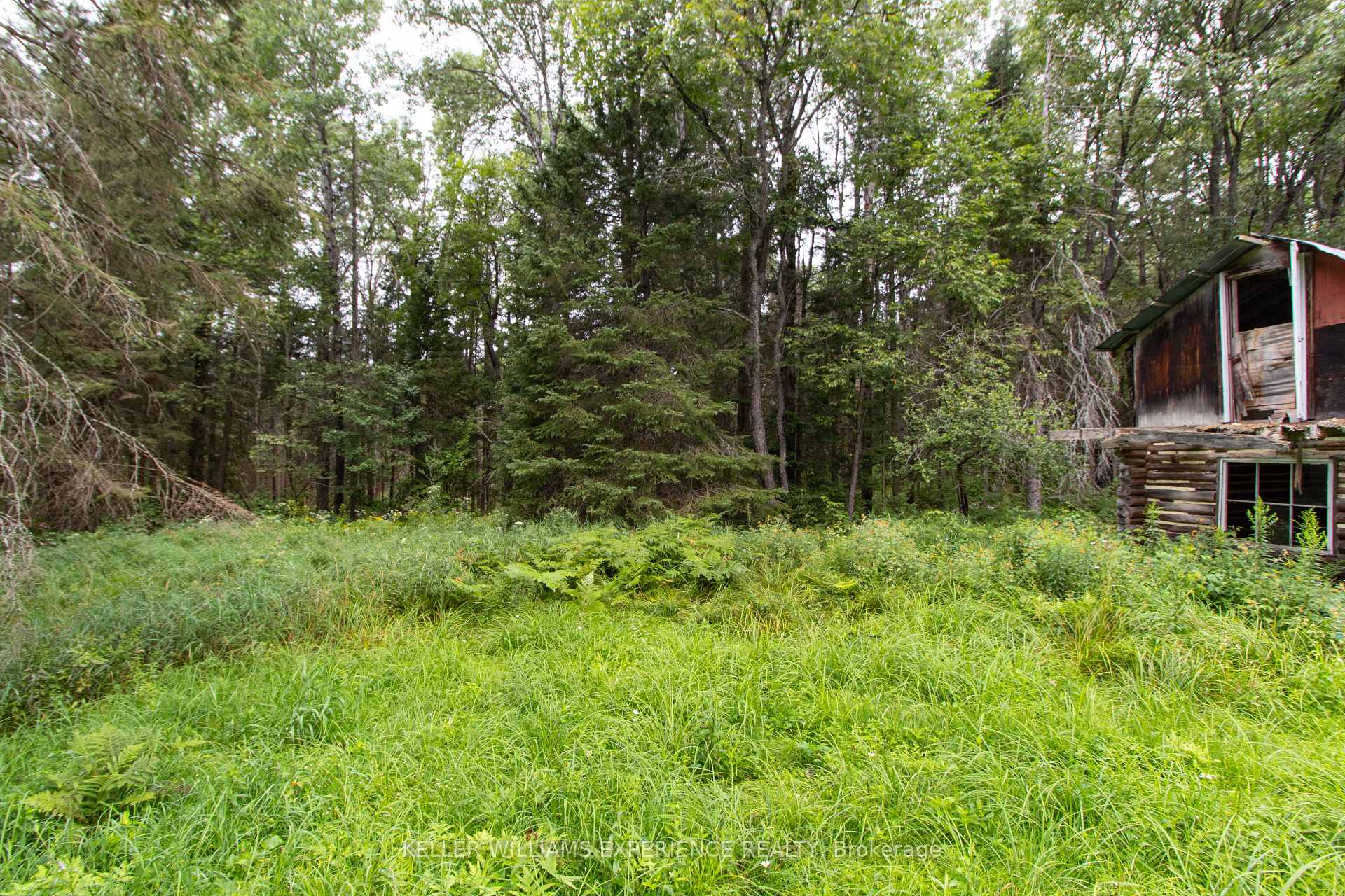 Photo 8 of 1415 Long Lake Road, Perry, Novar — HOMEH