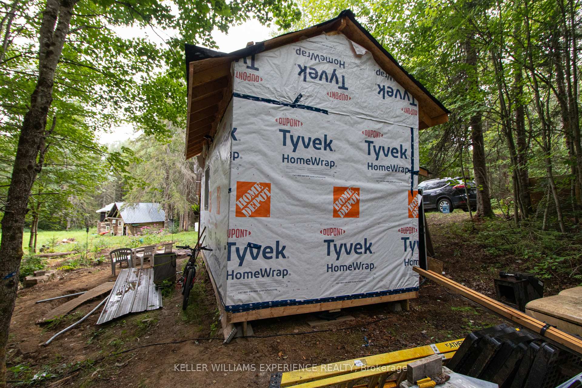Photo 18 of 1415 Long Lake Road, Perry, Novar — HOMEH