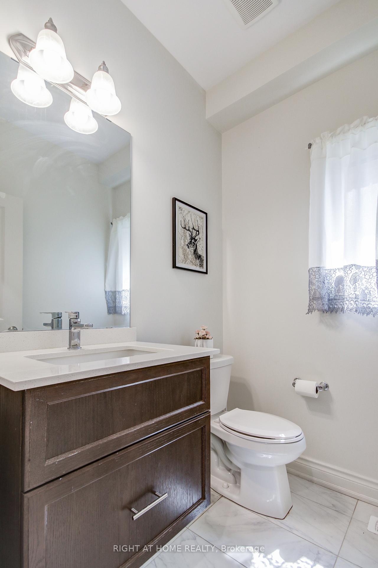 Photo 3 of 1190 Raspberry Terrace, Milton, Ford — HOMEH