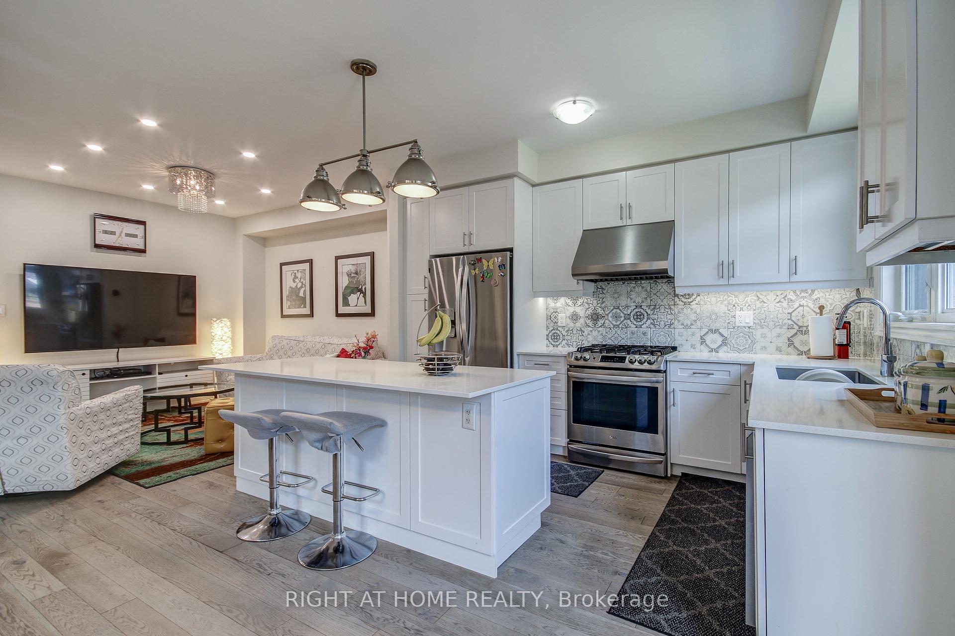 Photo 22 of 1190 Raspberry Terrace, Milton, Ford — HOMEH