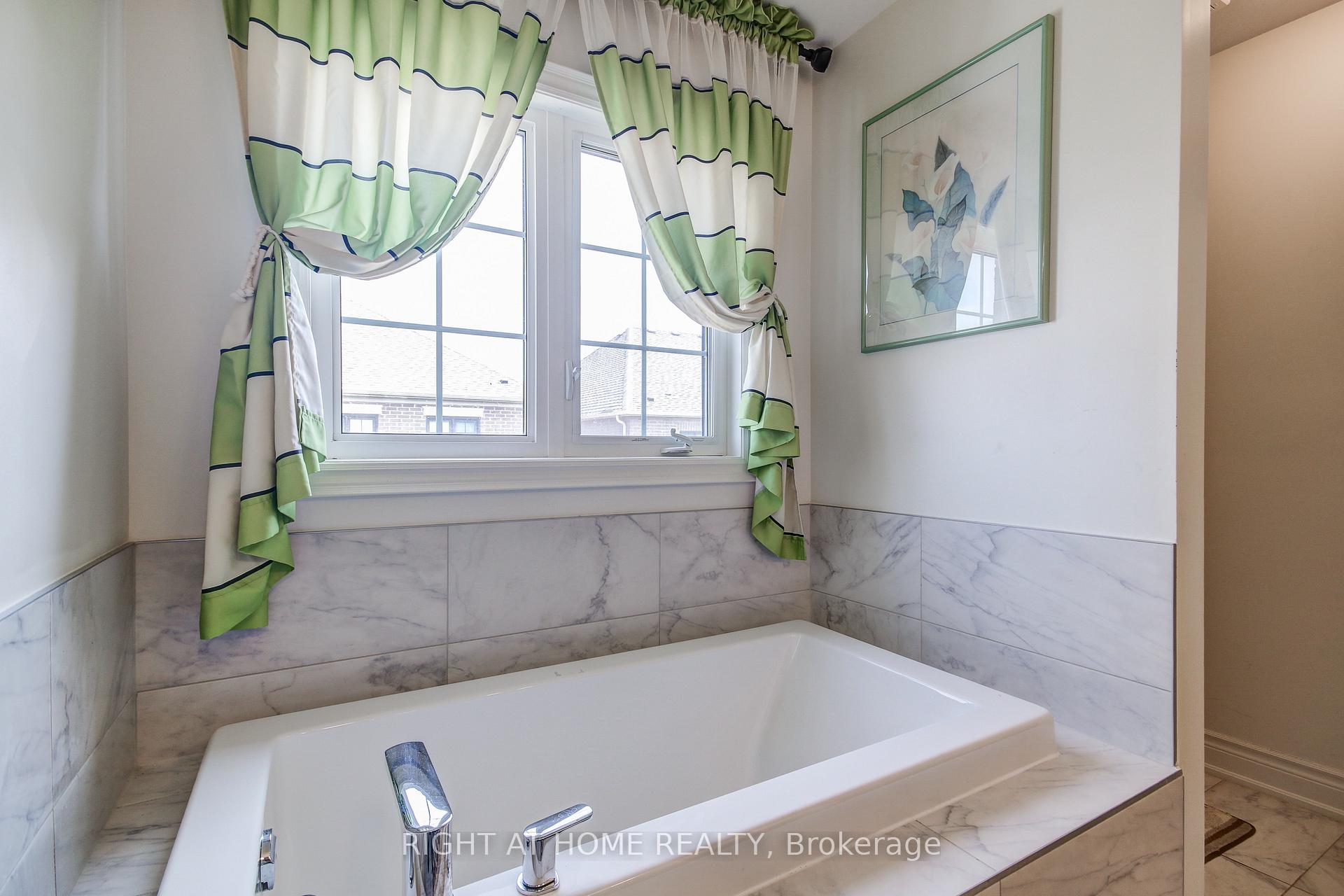 Photo 26 of 1190 Raspberry Terrace, Milton, Ford — HOMEH