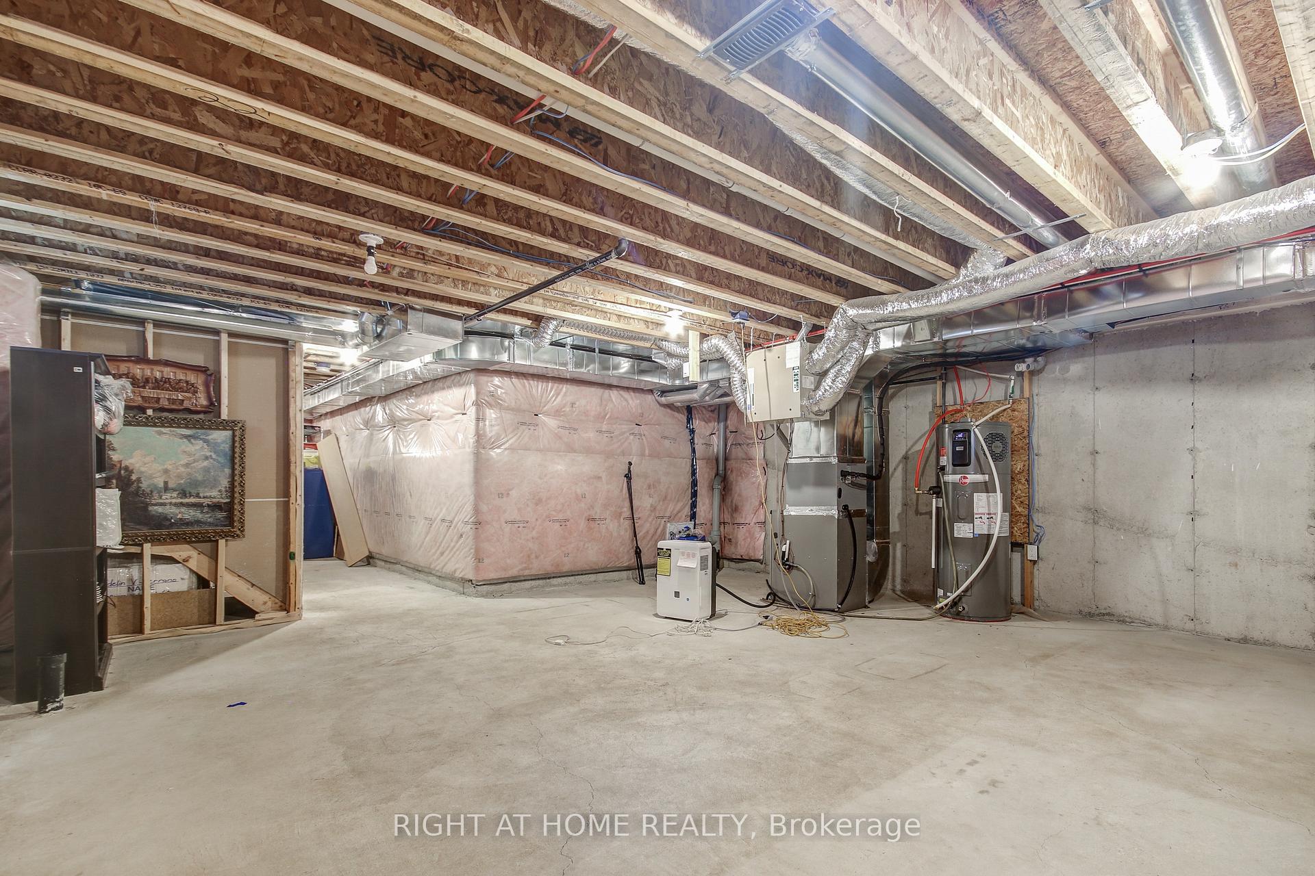 Photo 32 of 1190 Raspberry Terrace, Milton, Ford — HOMEH