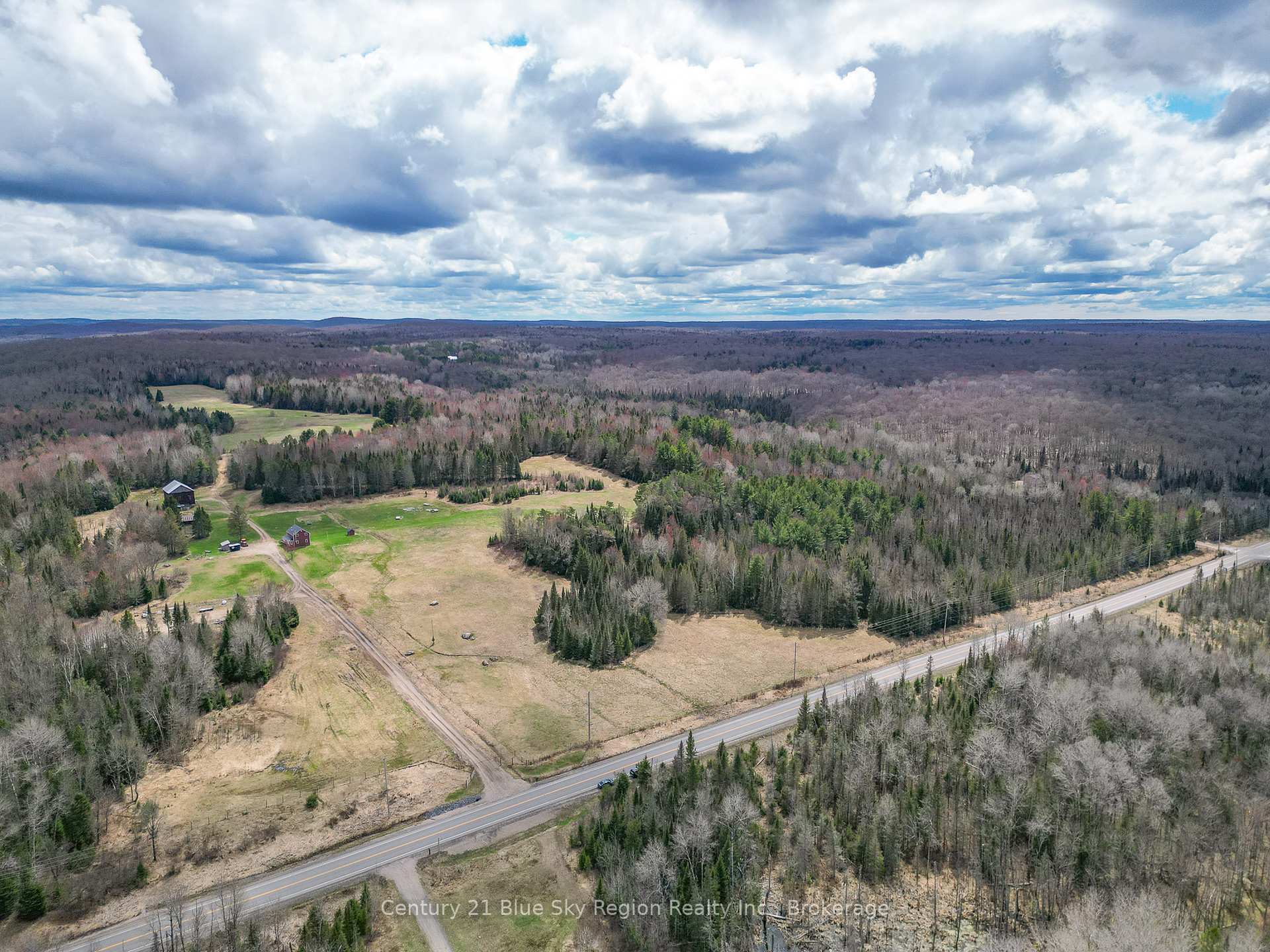 Photo 6 of 1455 Highway 522, Nipissing — HOMEH