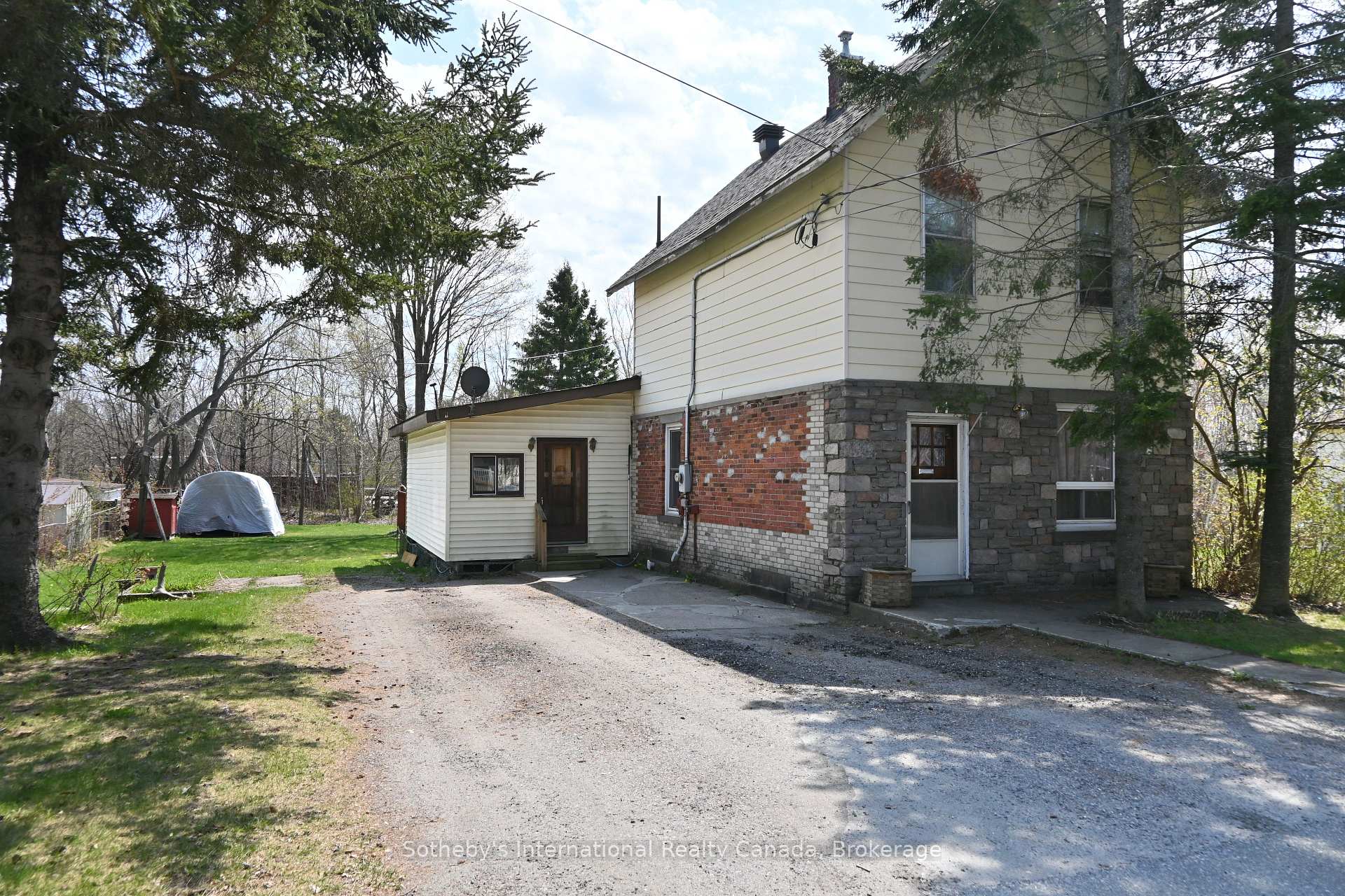 Photo 1 of 74 Cascade Street, Parry Sound — HOMEH