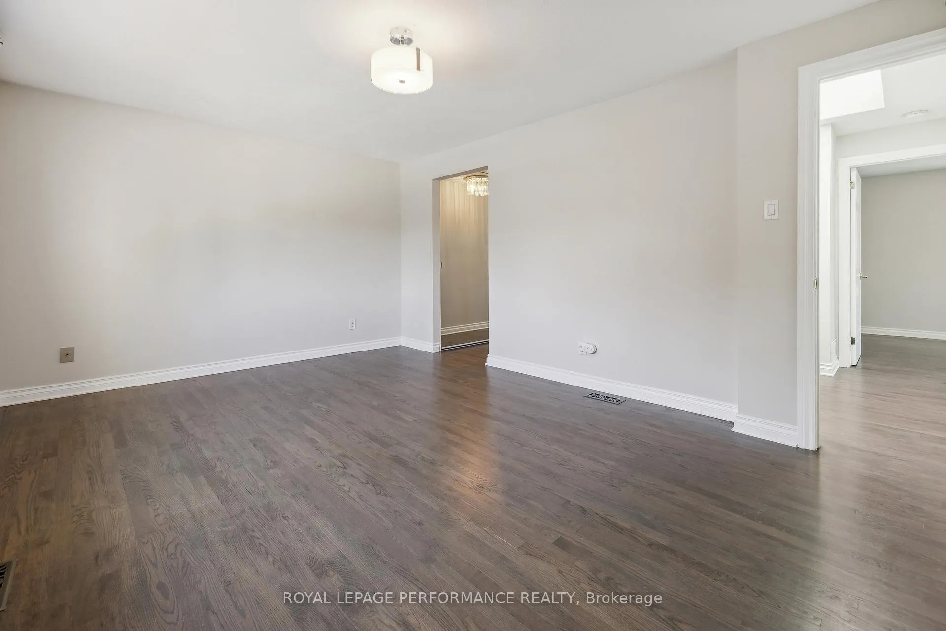 Photo 27 of 1873 Du Clairvaux Road, Ottawa, Chapel Hill — HOMEH