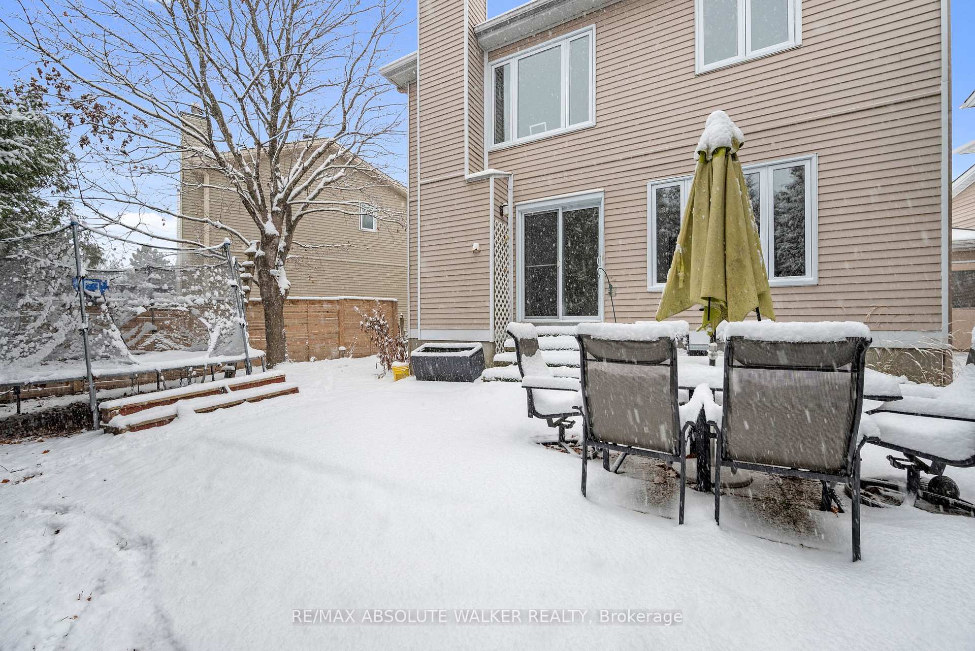 Photo 36 of 1973 Crestmont Place, Ottawa, Chapel Hill South - Orleans Village — HOMEH