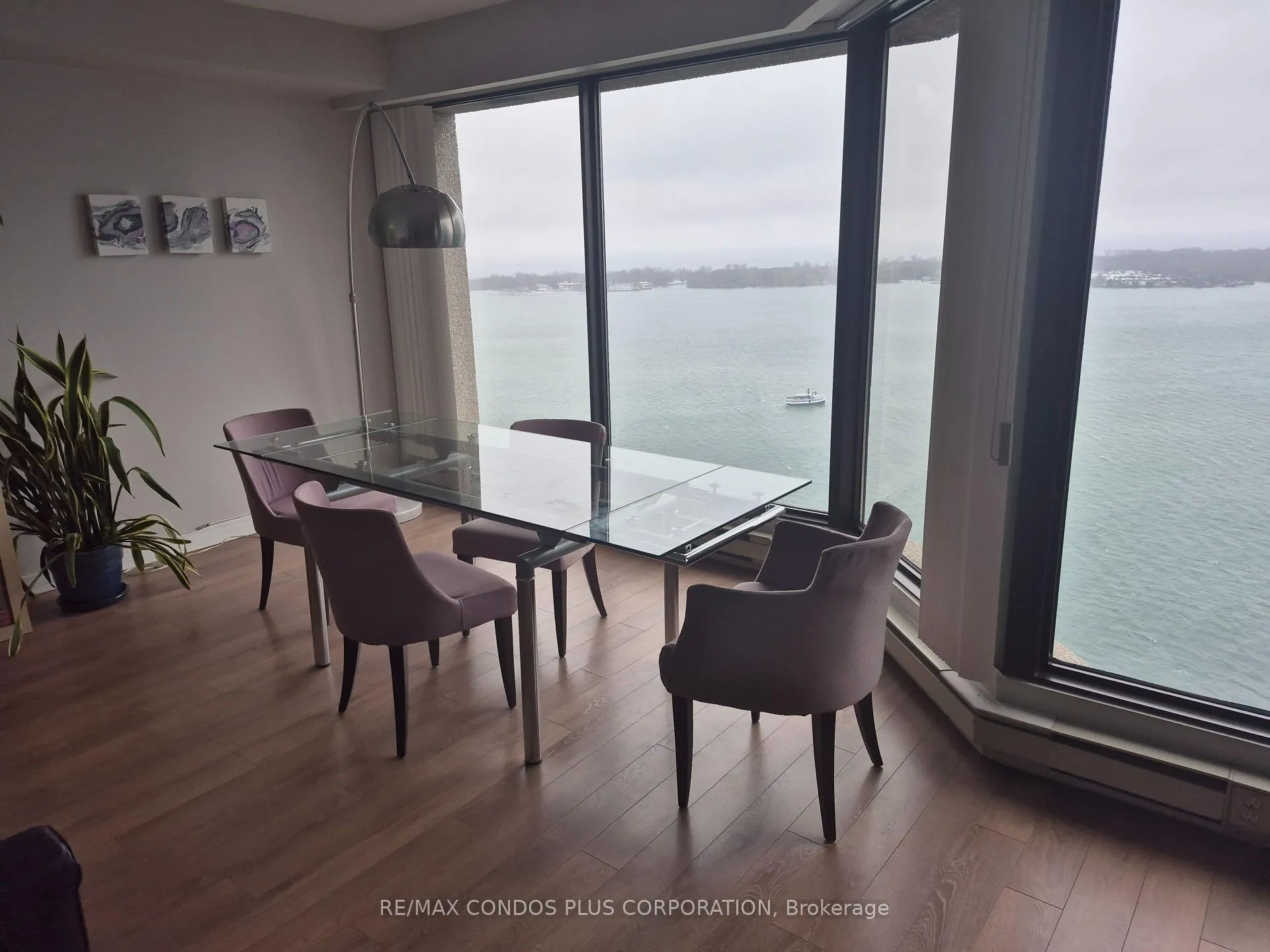 Photo 3 of Unit 3412, 55 Harbour Square, Toronto, Waterfront Communities — HOMEH