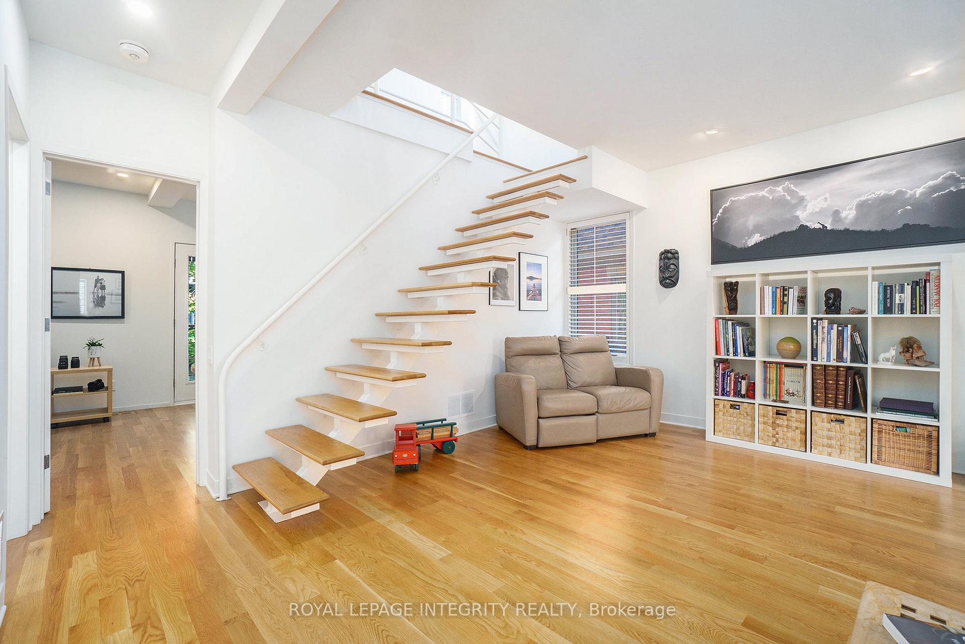 Photo 13 of 45 Mcleod Street, Ottawa, Ottawa Centre/Golden Triangle — HOMEH