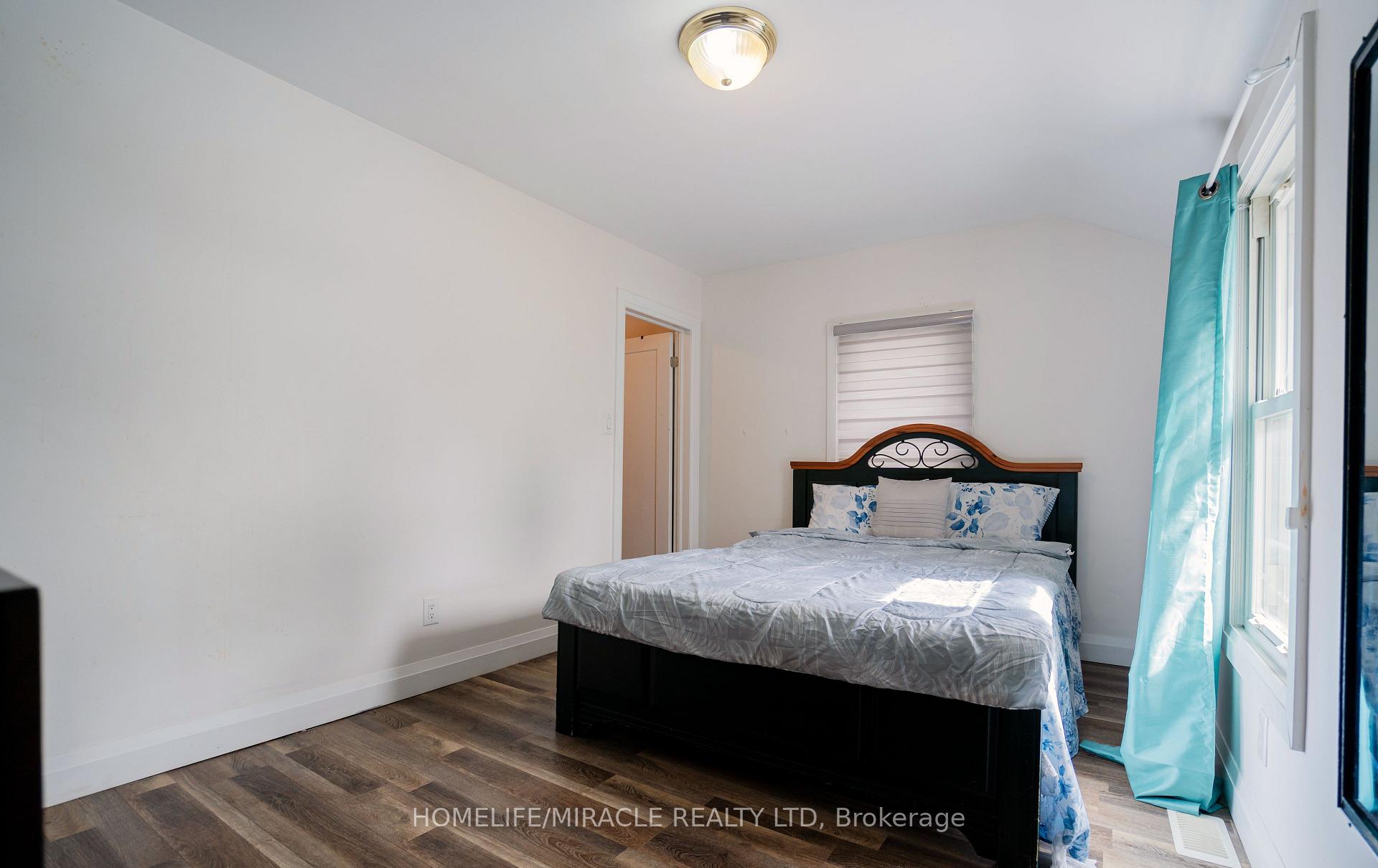 Photo 7 of 6483 Ash Street, Niagara Falls, Dorchester — HOMEH