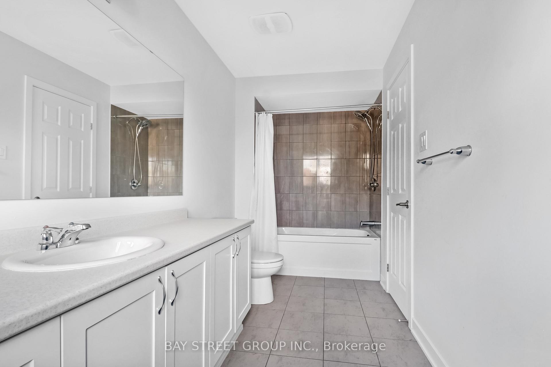 Photo 20 of 2130 Winsome Terrace, Ottawa, Fallingbrook/Gardenway South — HOMEH