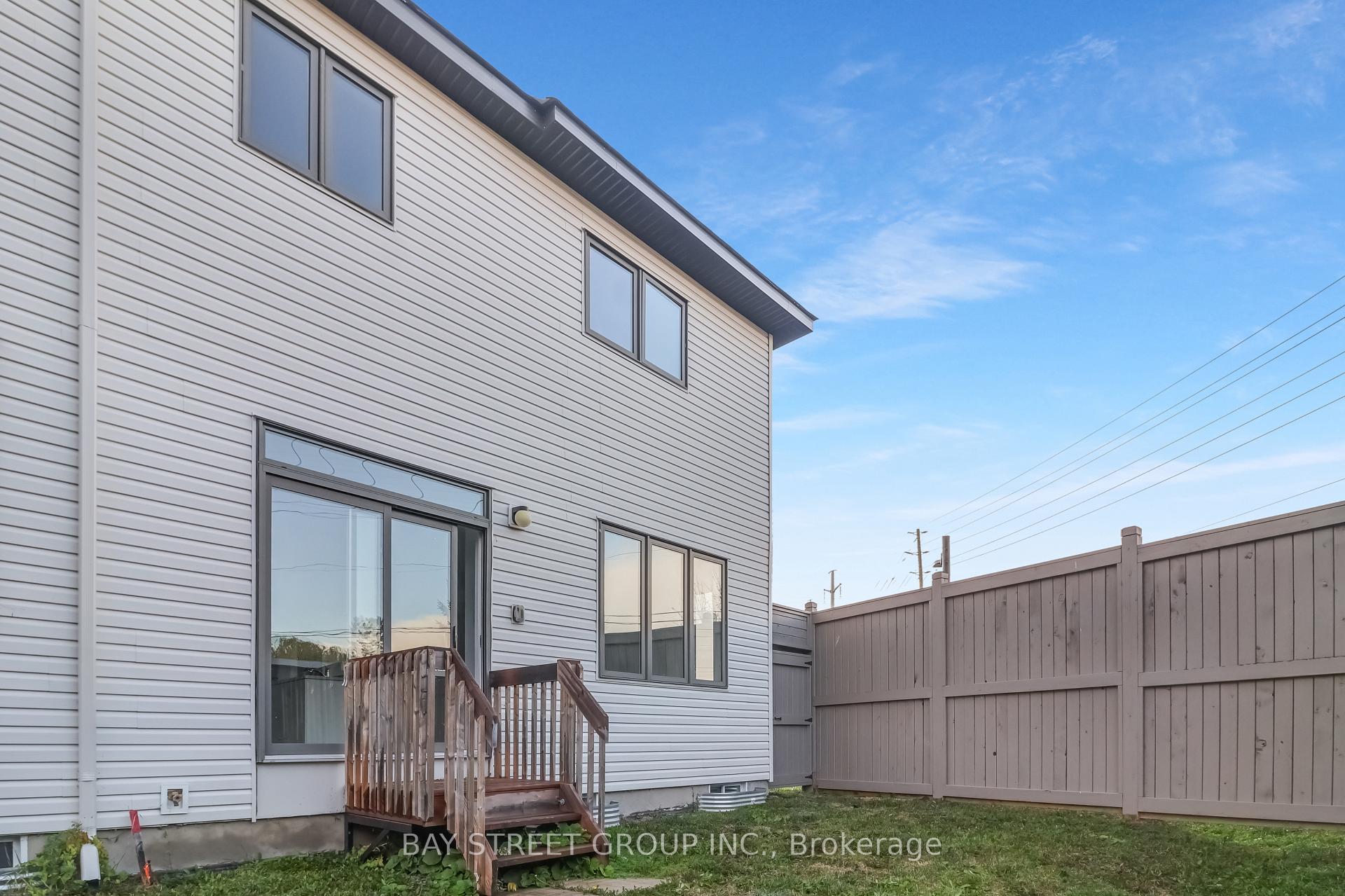 Photo 22 of 2130 Winsome Terrace, Ottawa, Fallingbrook/Gardenway South — HOMEH