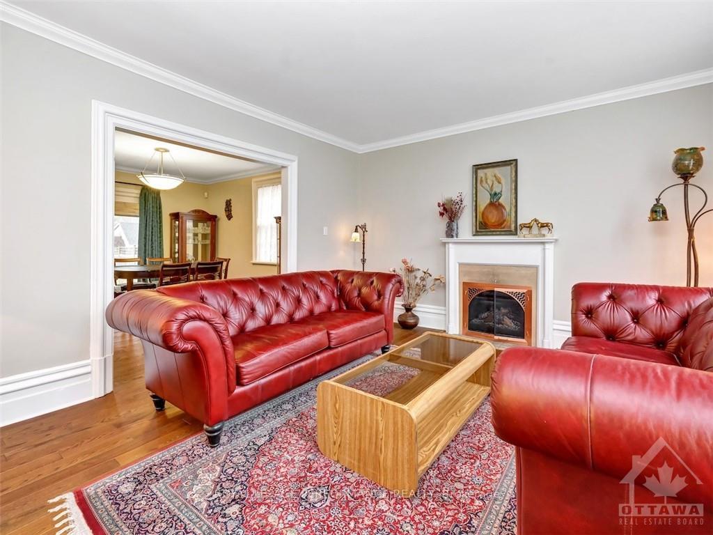 Photo 5 of 37 Charles Street, Ottawa, New Edinburgh — HOMEH
