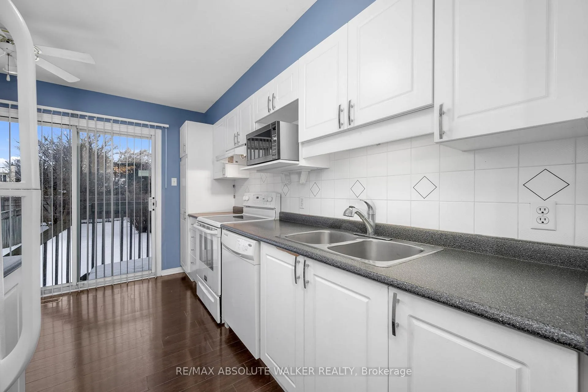Photo 13 of 1679 Greywood Drive, Ottawa, Chateauneuf — HOMEH