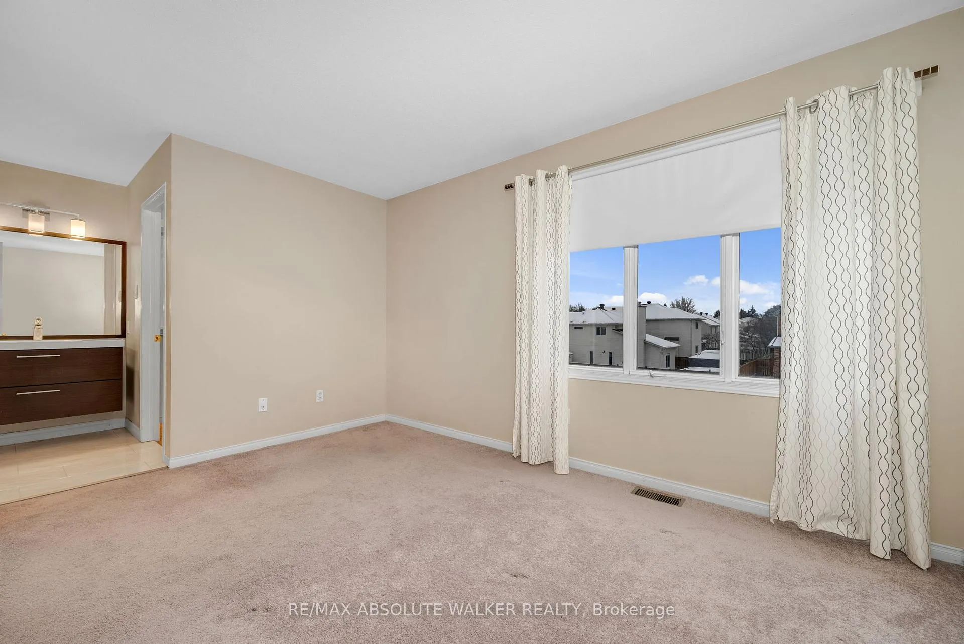 Photo 16 of 1679 Greywood Drive, Ottawa, Chateauneuf — HOMEH