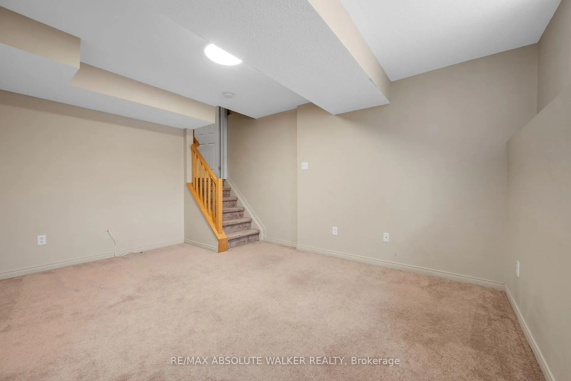 Photo 26 of 1679 Greywood Drive, Ottawa, Chateauneuf — HOMEH