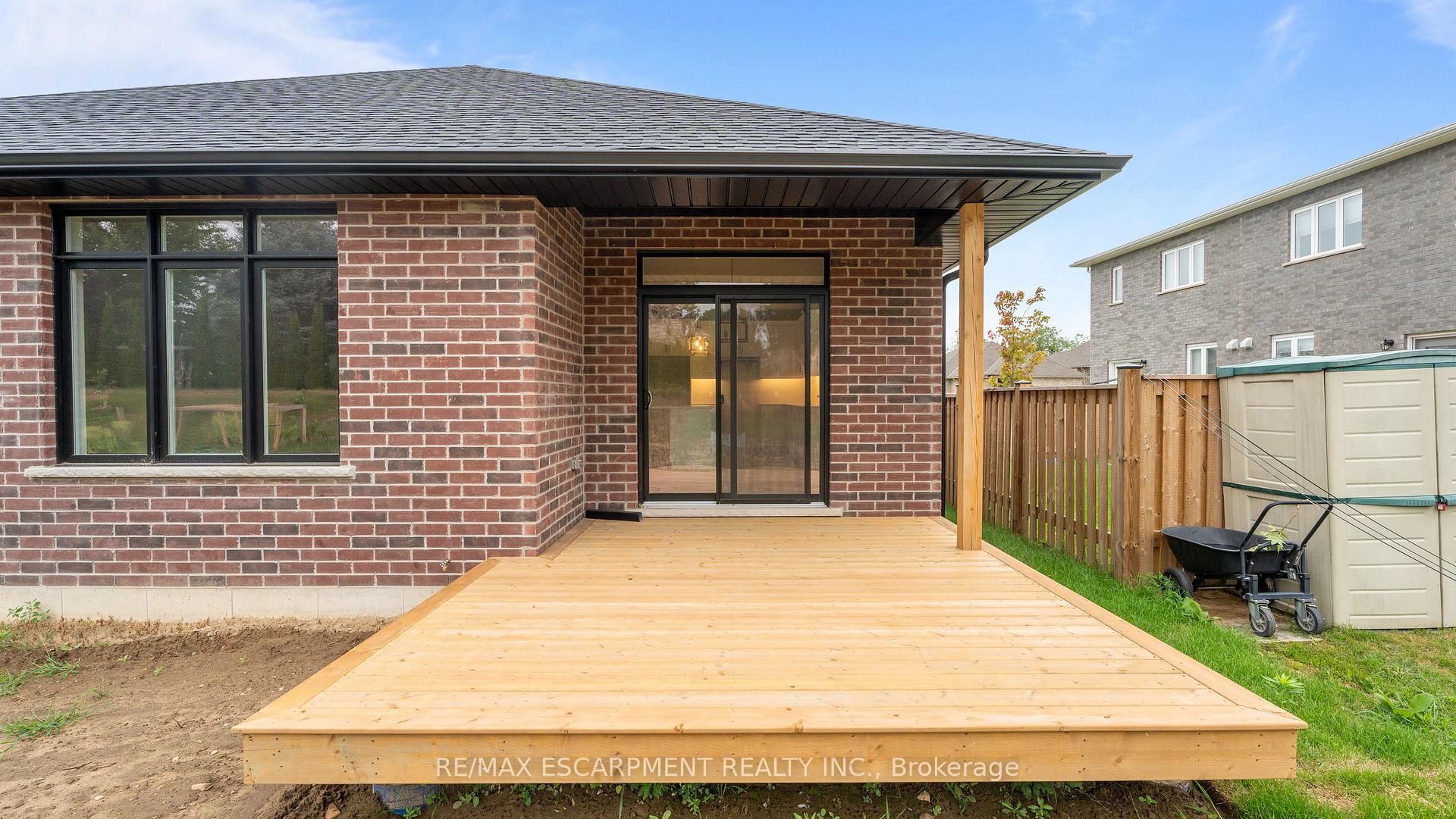 Photo 20 of 45 Vanrooy Trail, Norfolk, Waterford — HOMEH