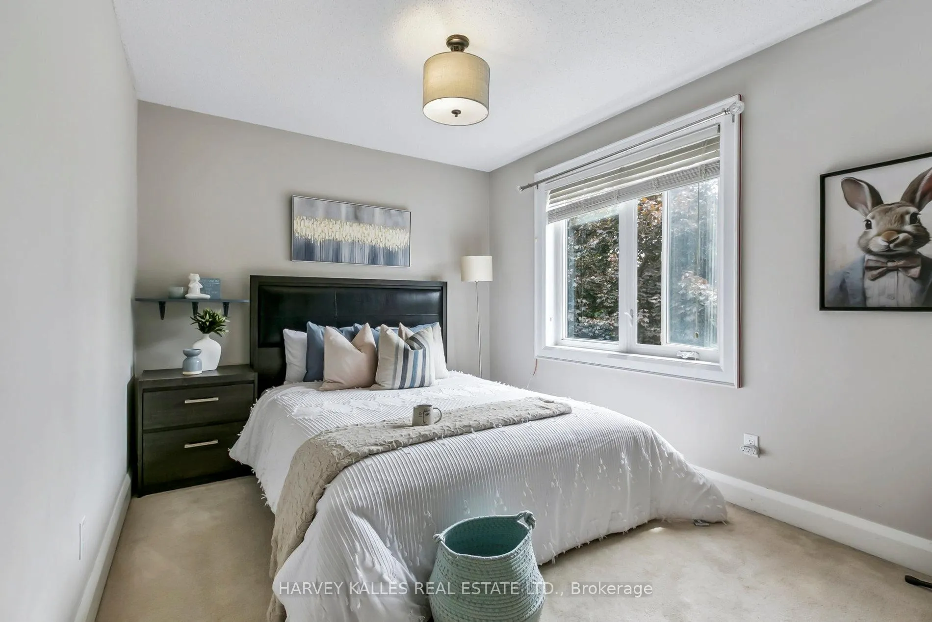 Photo 41 of 92 Golf Links Drive, Aurora, Aurora Highlands — HOMEH