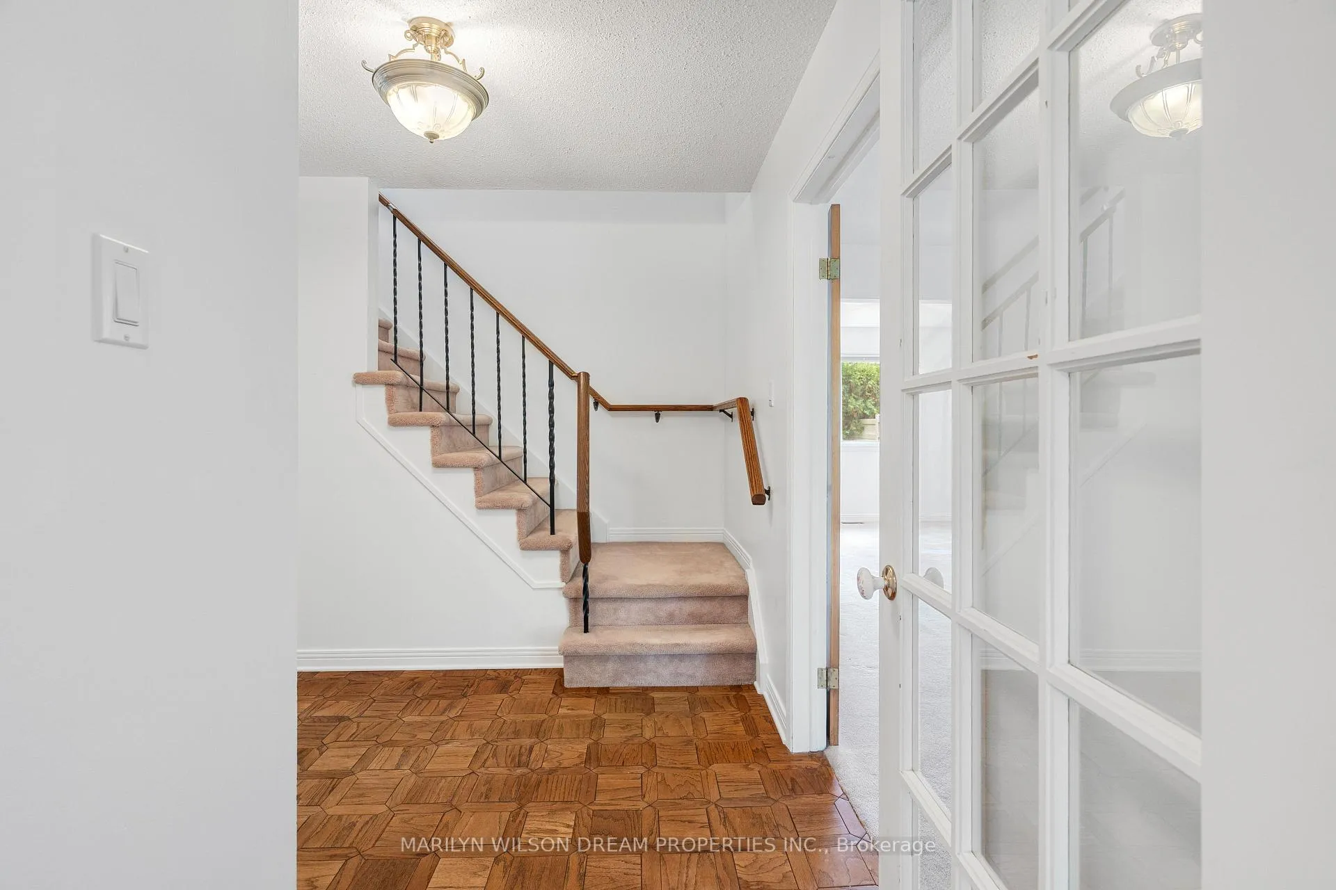 Photo 7 of 1150 Bordeau Grove, Ottawa, Convent Glen — HOMEH