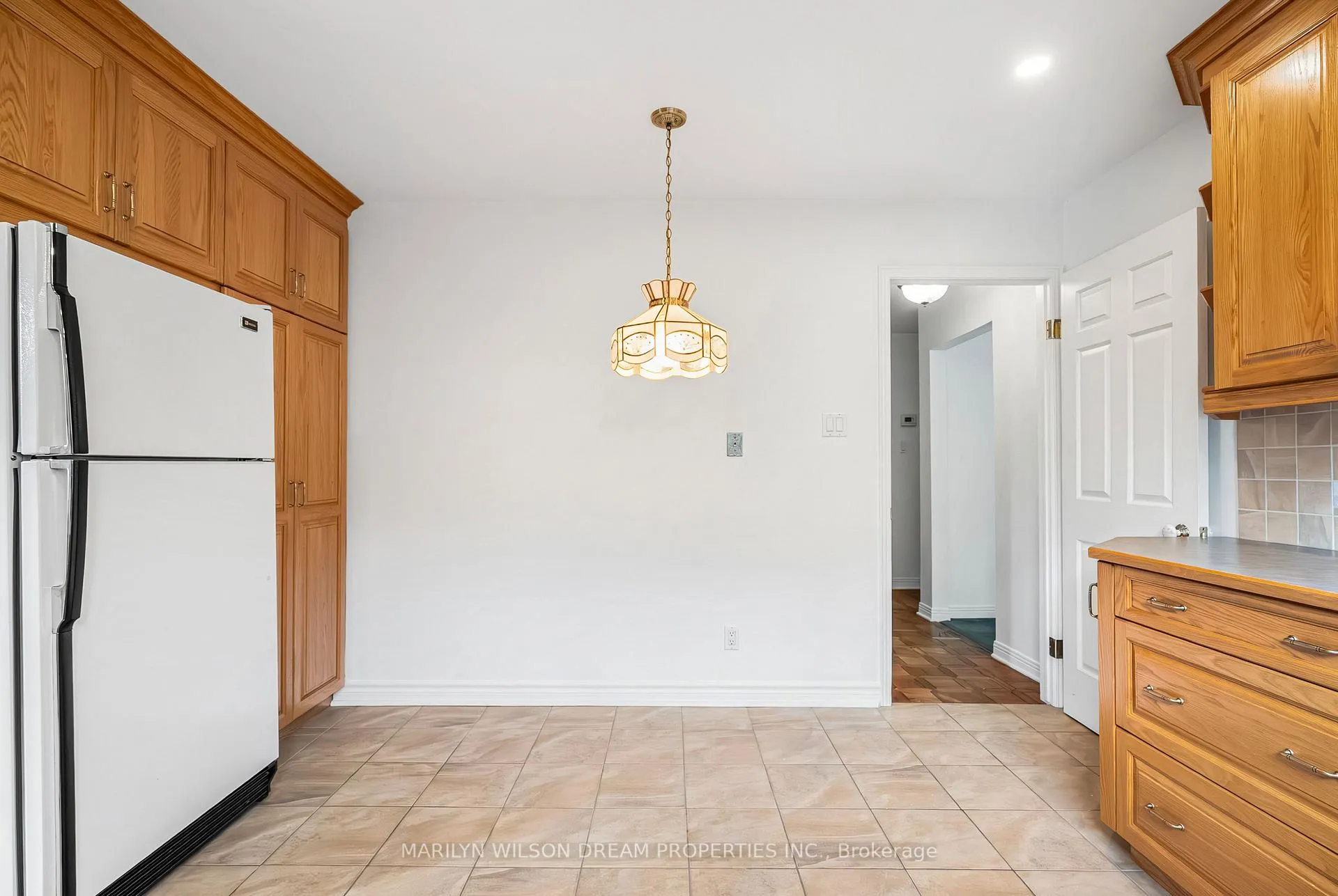 Photo 16 of 1150 Bordeau Grove, Ottawa, Convent Glen — HOMEH