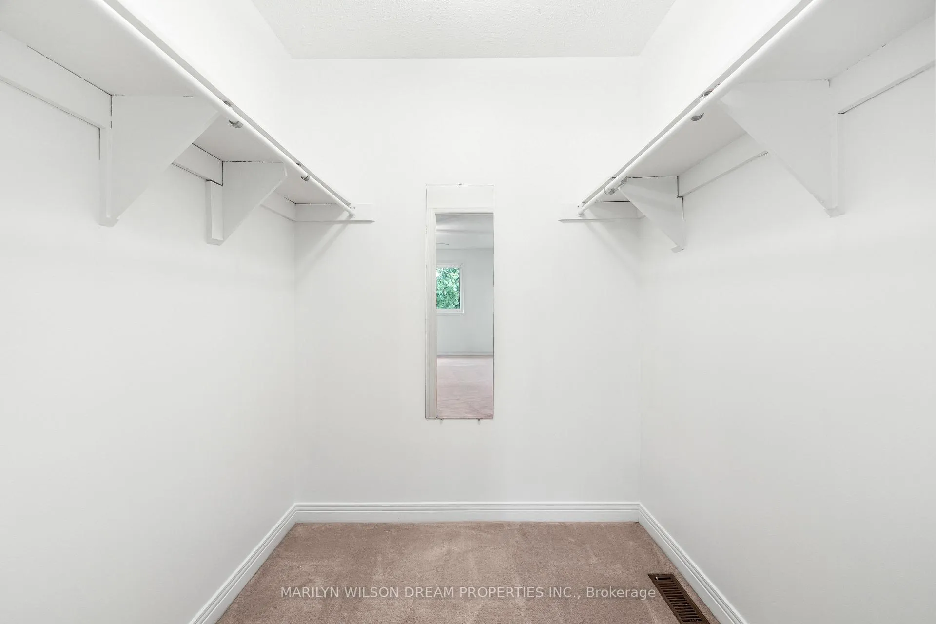 Photo 25 of 1150 Bordeau Grove, Ottawa, Convent Glen — HOMEH