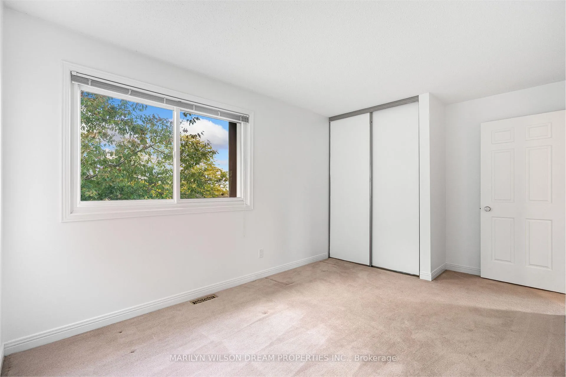 Photo 26 of 1150 Bordeau Grove, Ottawa, Convent Glen — HOMEH