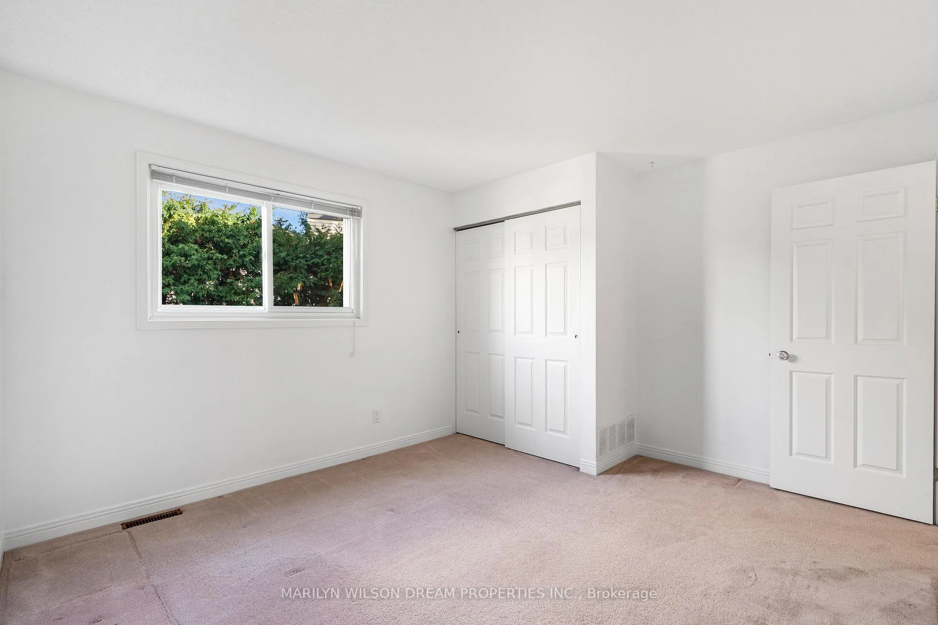 Photo 28 of 1150 Bordeau Grove, Ottawa, Convent Glen — HOMEH
