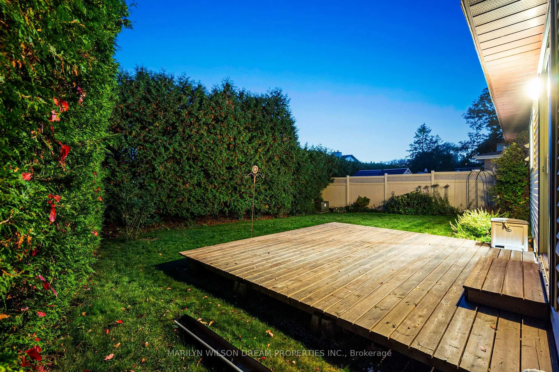 Photo 32 of 1150 Bordeau Grove, Ottawa, Convent Glen — HOMEH