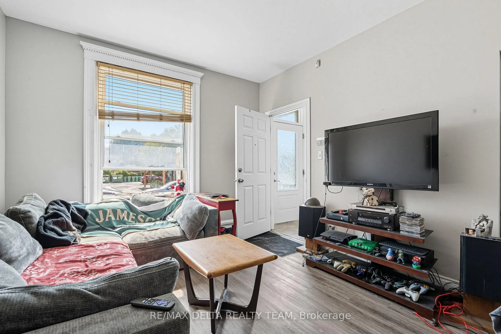 Photo 5 of 397 Gladstone Avenue, Ottawa, Ottawa Centre — HOMEH