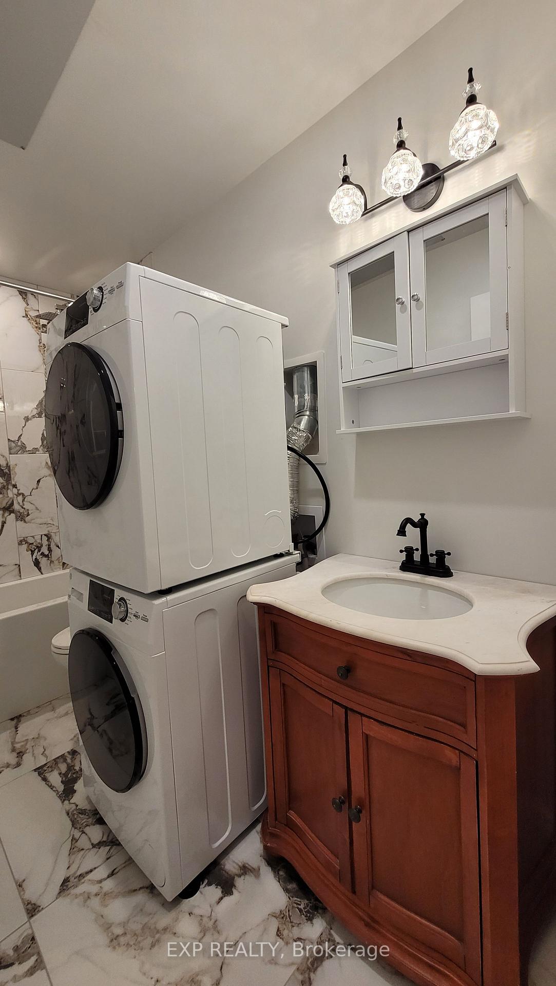 Photo 13 of Unit 303, 157-159 James Street, Ottawa, Ottawa Centre — HOMEH