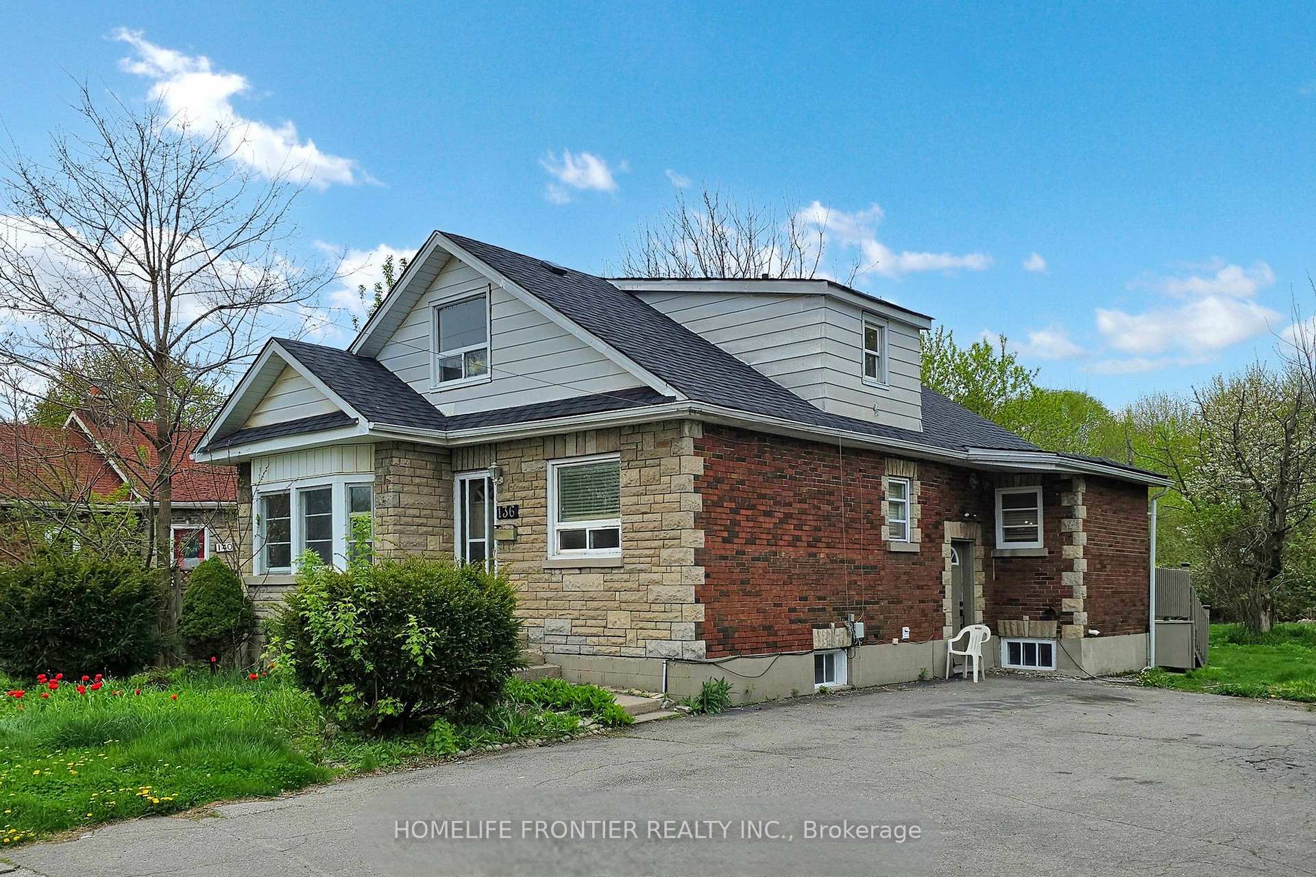 Front of Unit #Basement, 136 Gibb Street
