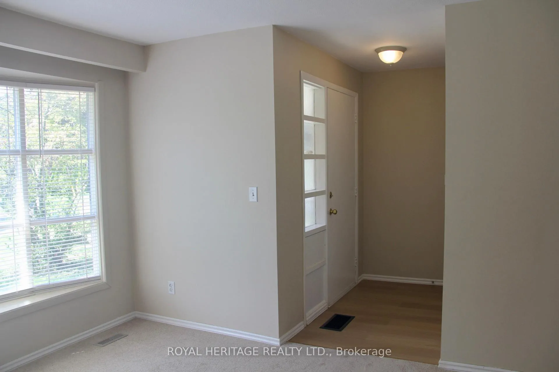Photo 3 of 1078 Ronlea Avenue S, Oshawa, Donevan — HOMEH