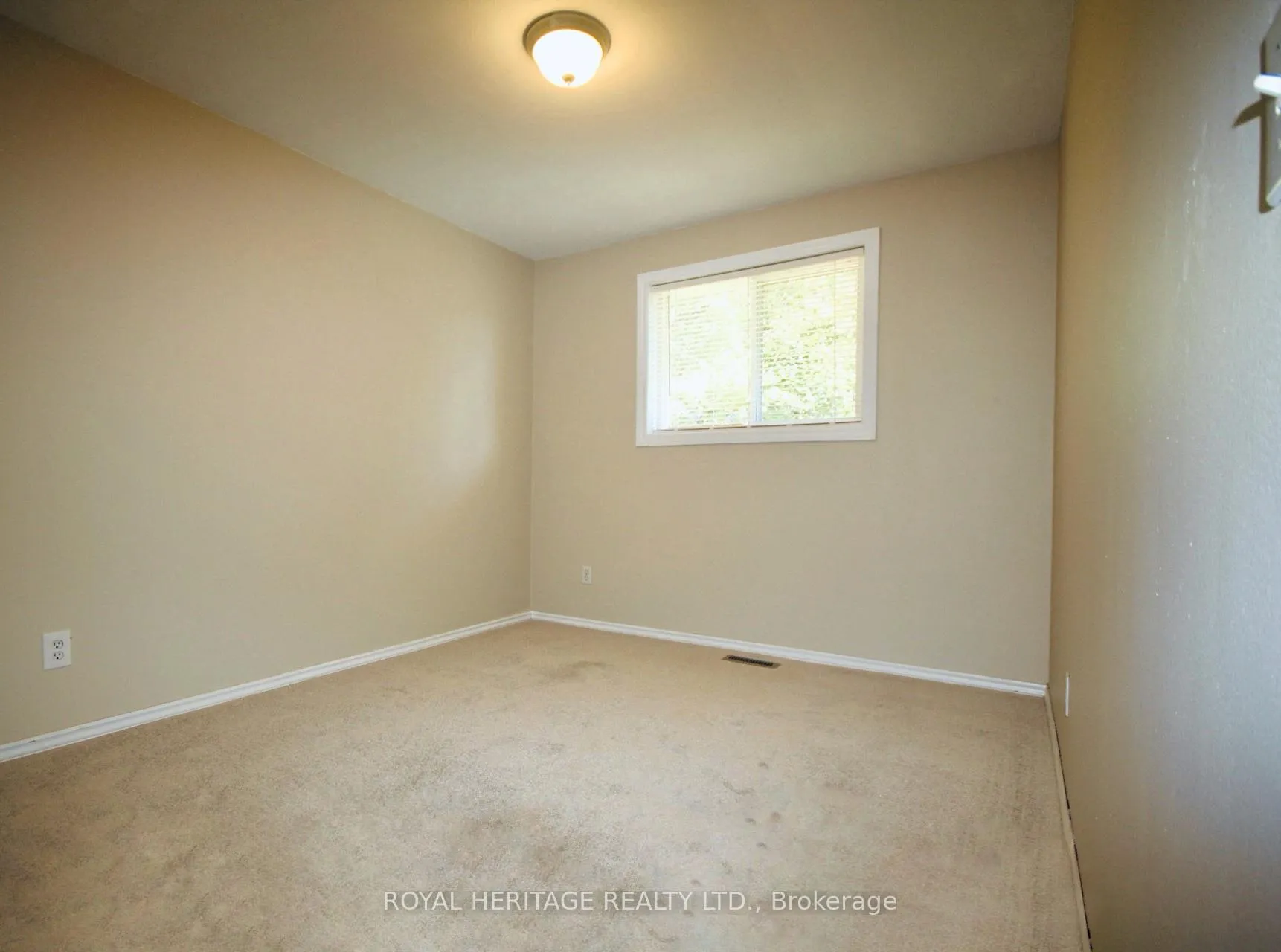 Photo 11 of 1078 Ronlea Avenue S, Oshawa, Donevan — HOMEH