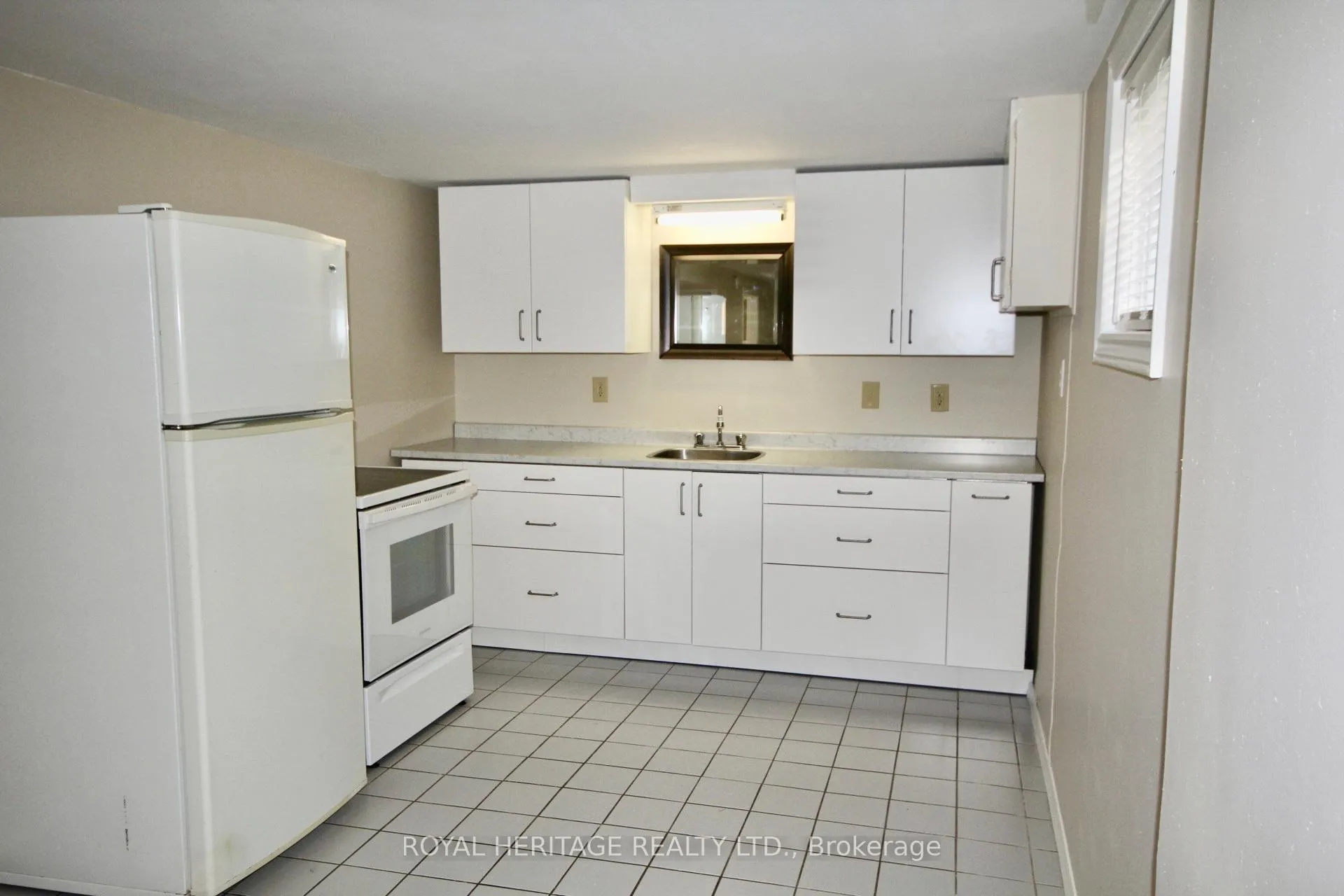 Photo 17 of 1078 Ronlea Avenue S, Oshawa, Donevan — HOMEH