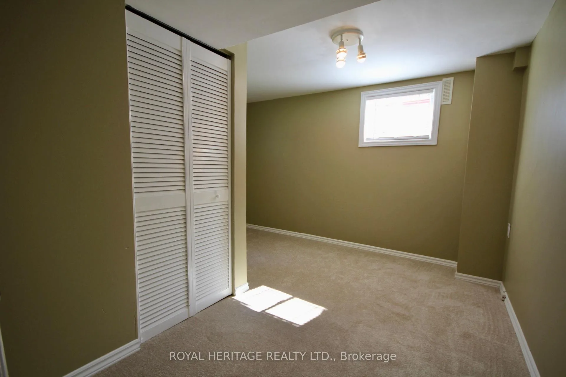 Photo 23 of 1078 Ronlea Avenue S, Oshawa, Donevan — HOMEH