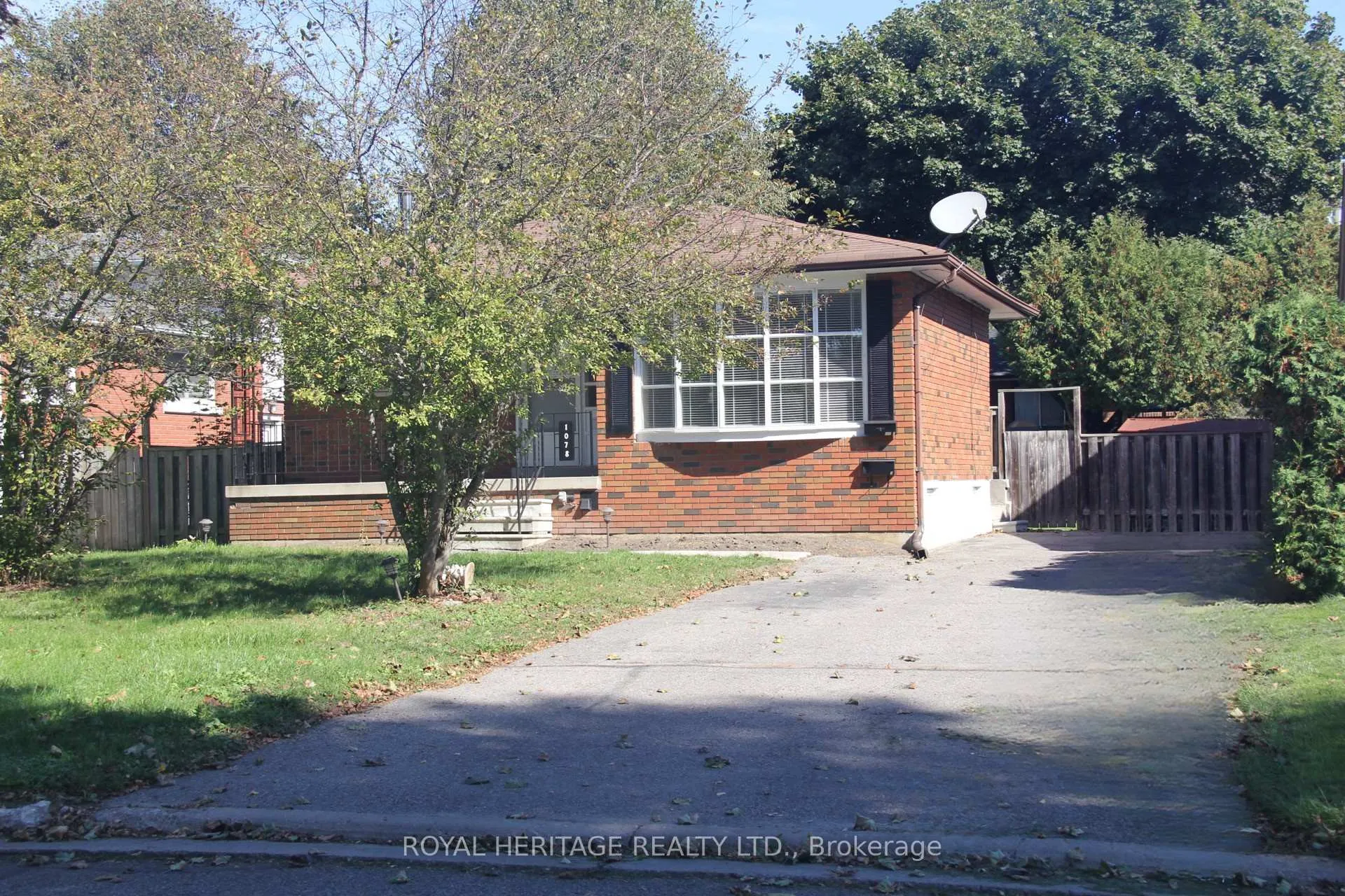 Photo 31 of 1078 Ronlea Avenue S, Oshawa, Donevan — HOMEH