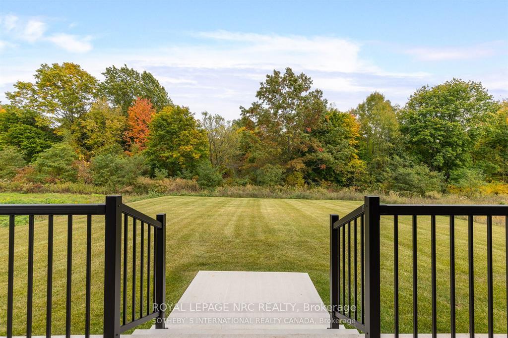 Photo 3 of 1129 Balfour Street, Pelham, Fenwick — HOMEH